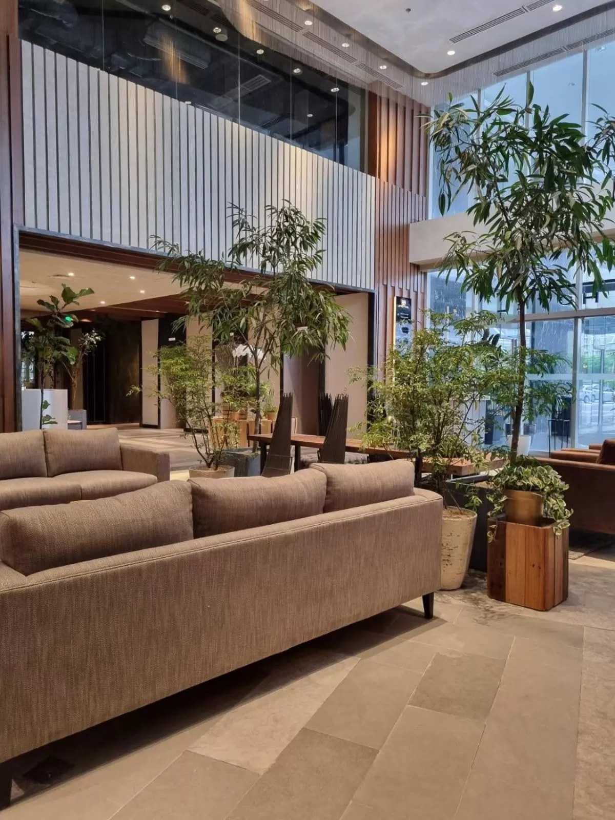 Lobby or reception in Brittany Hotel BGC
