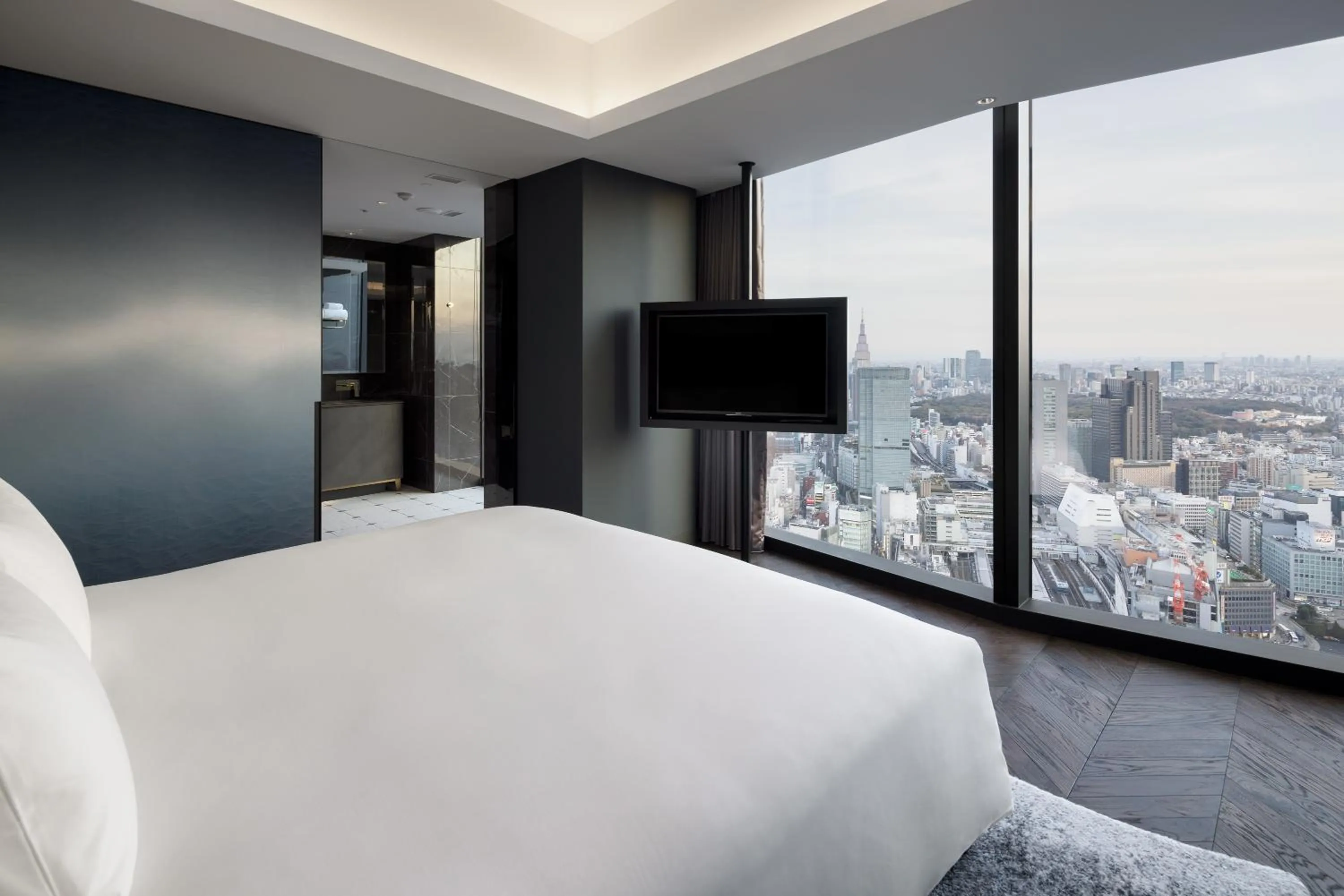 Bedroom, Bed in BELLUSTAR TOKYO, A Pan Pacific Hotel