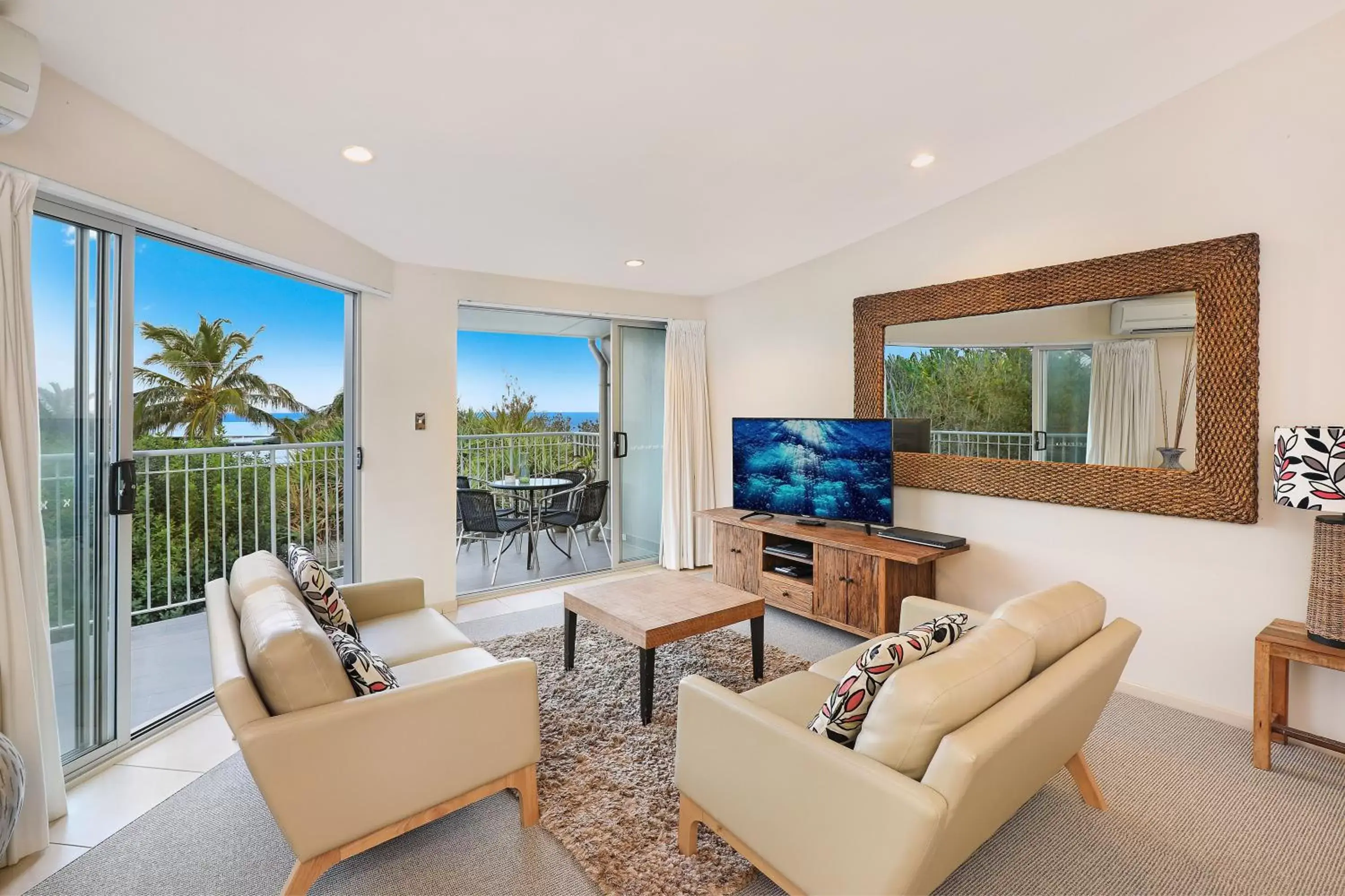 One-Bedroom Apartment with Filtered Ocean View in Andari Holiday Apartments One-Bedroom Apartment with Filtered Ocean View in Andari Holiday Apartments