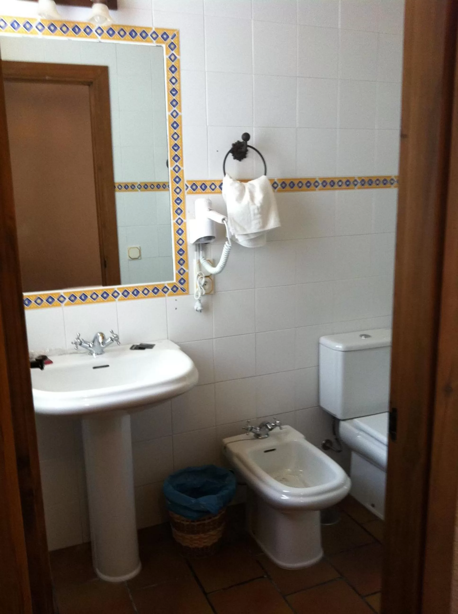 Bathroom in Hotel El Tabanco