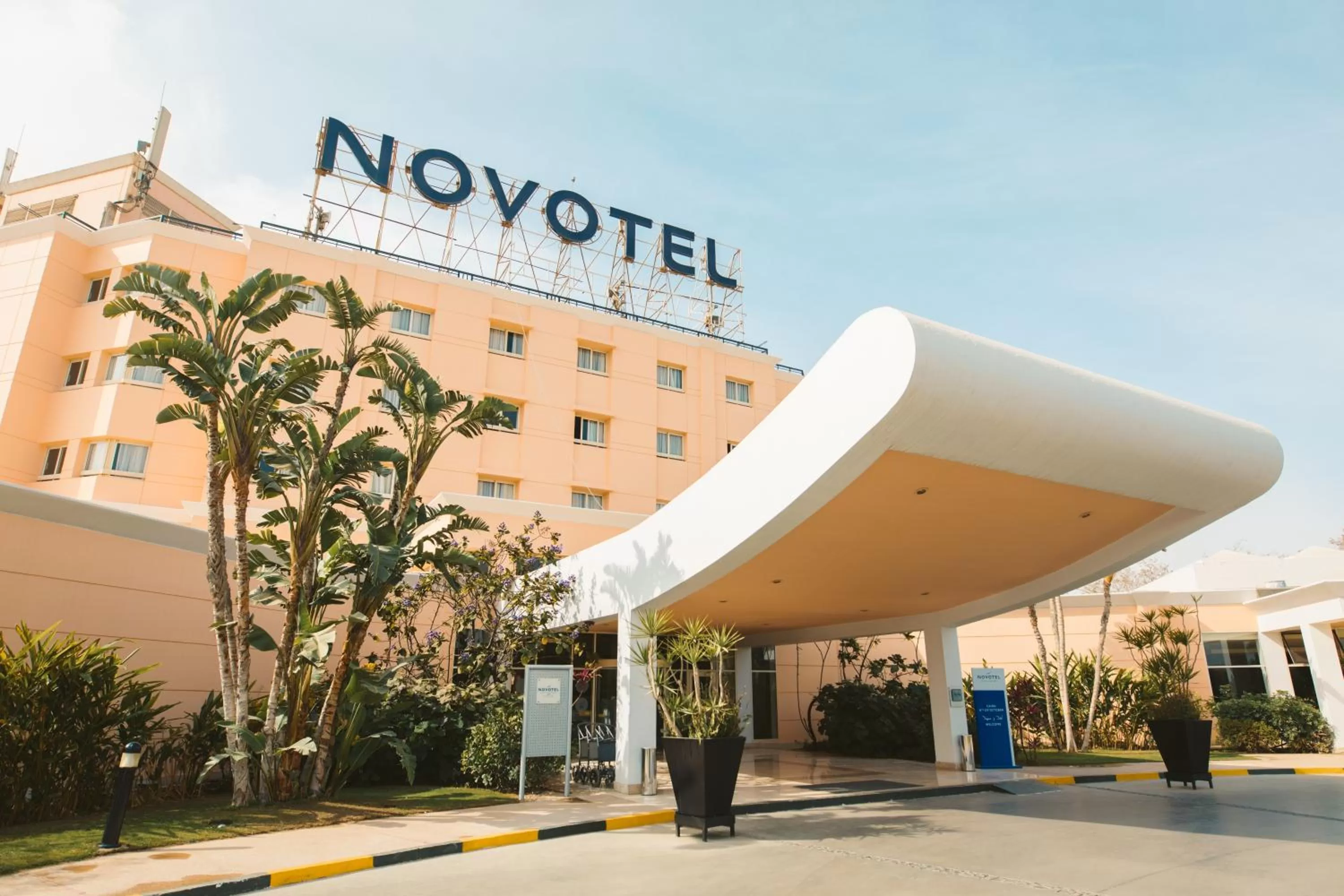 Facade/entrance in Novotel Cairo 6th Of October