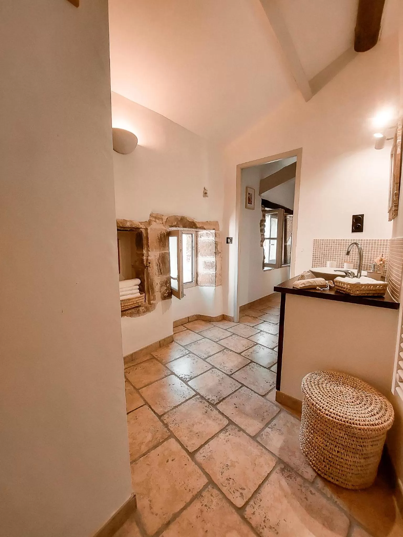 Toilet in Les Lauriers Roses - Maison d'Hôtes