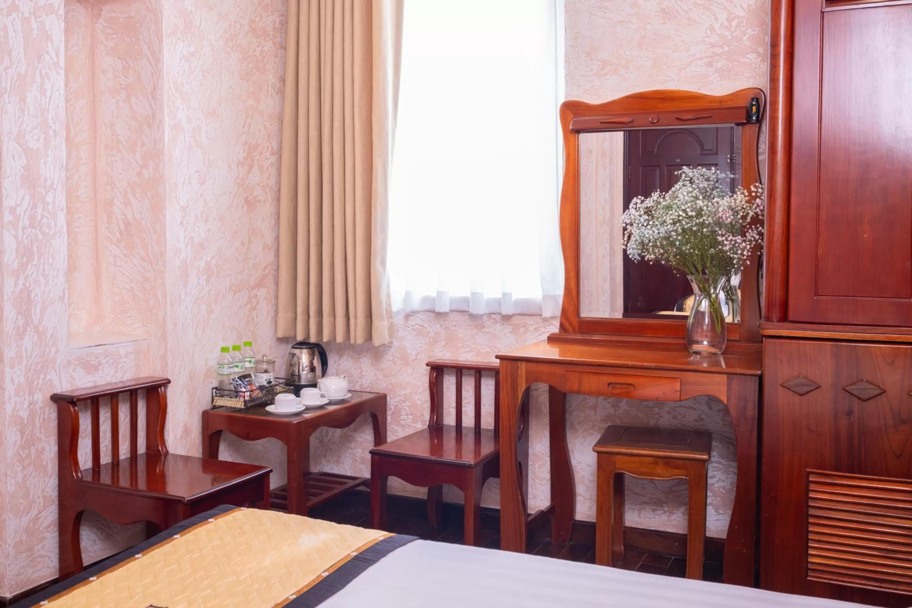 Seating area, Bed in Duc Vuong Saigon Hotel - Bui Vien