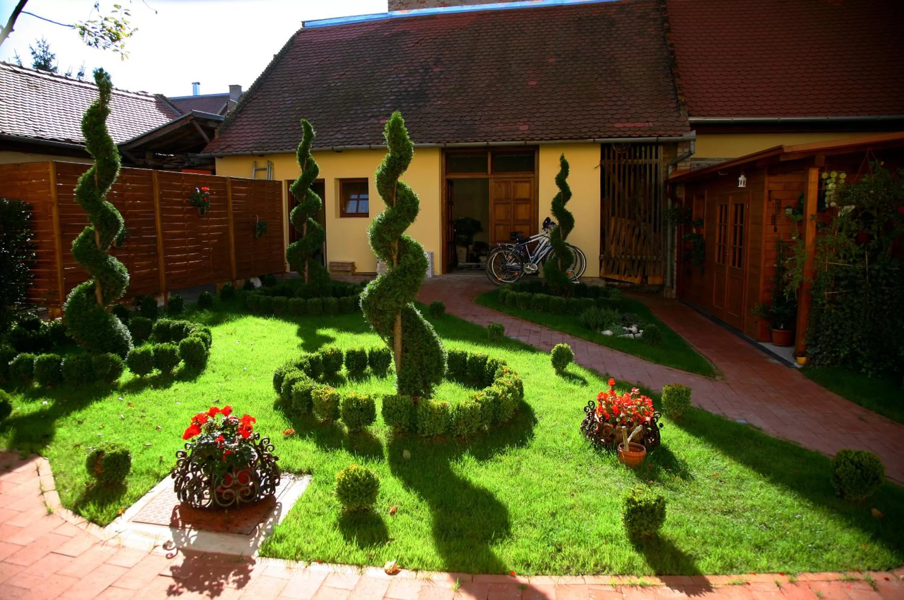 Garden, Property Building in Maksimilian Osijek