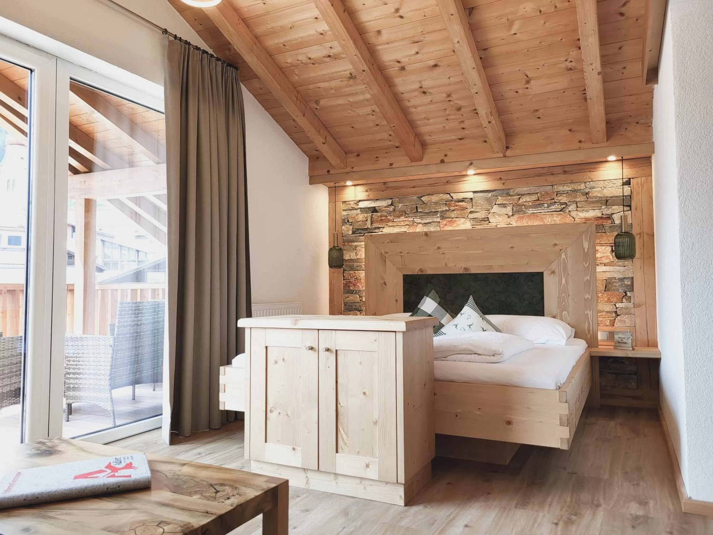 Bed in Adler Hotel-Pension