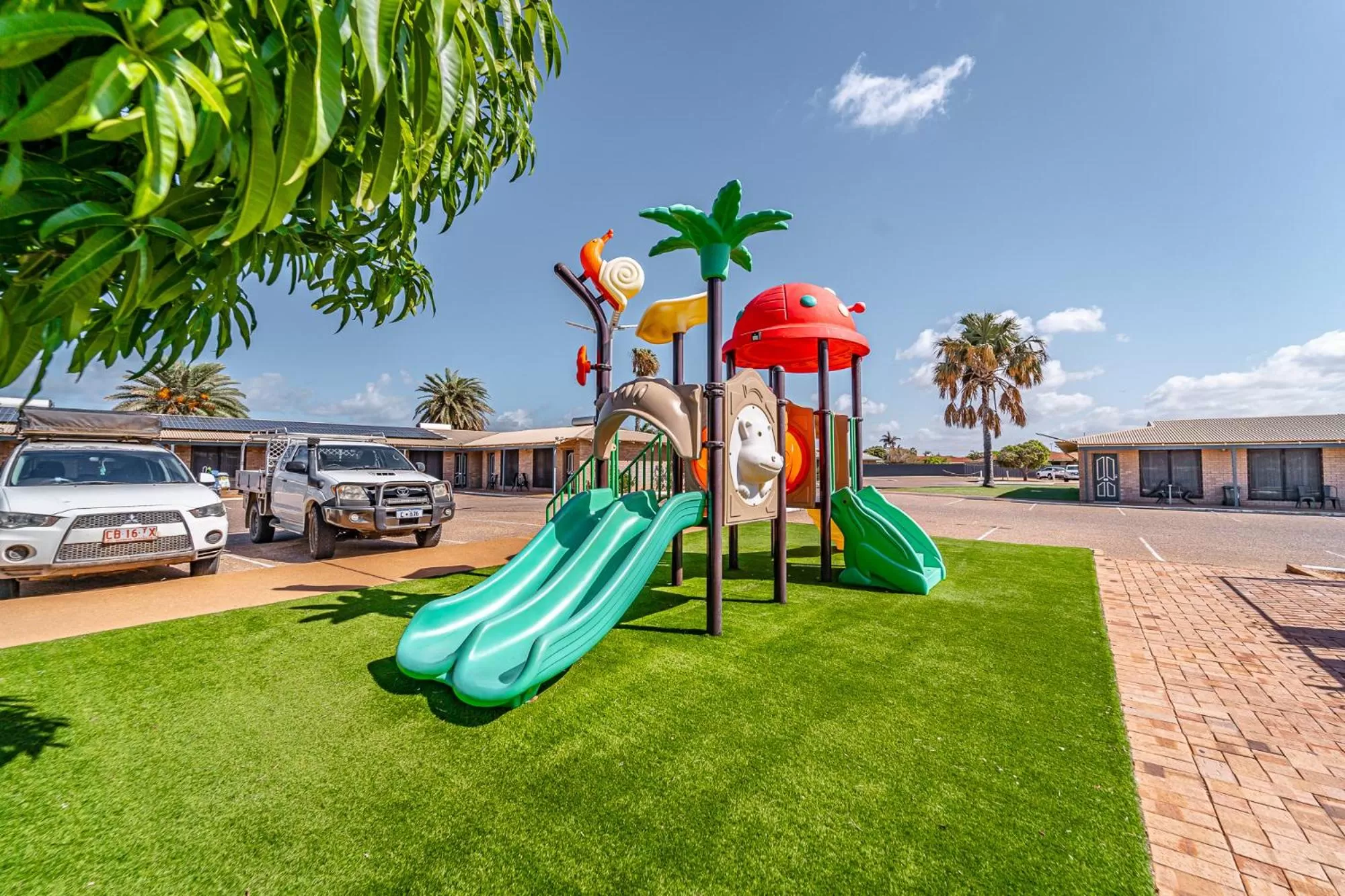 Children play ground in Carnarvon Motel