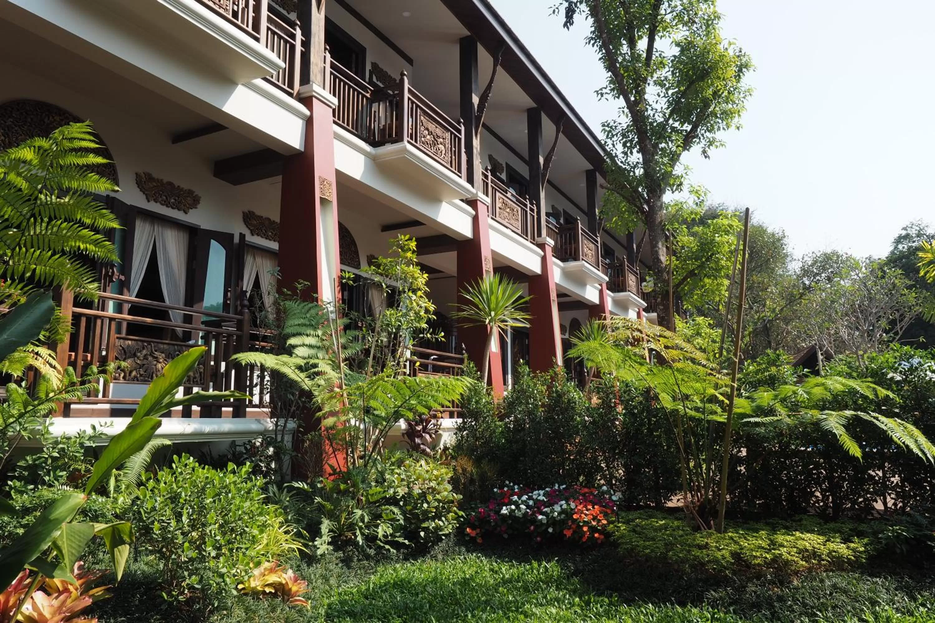 Garden view in Amata Lanna Village อมตะล้านนาวิลเลจ