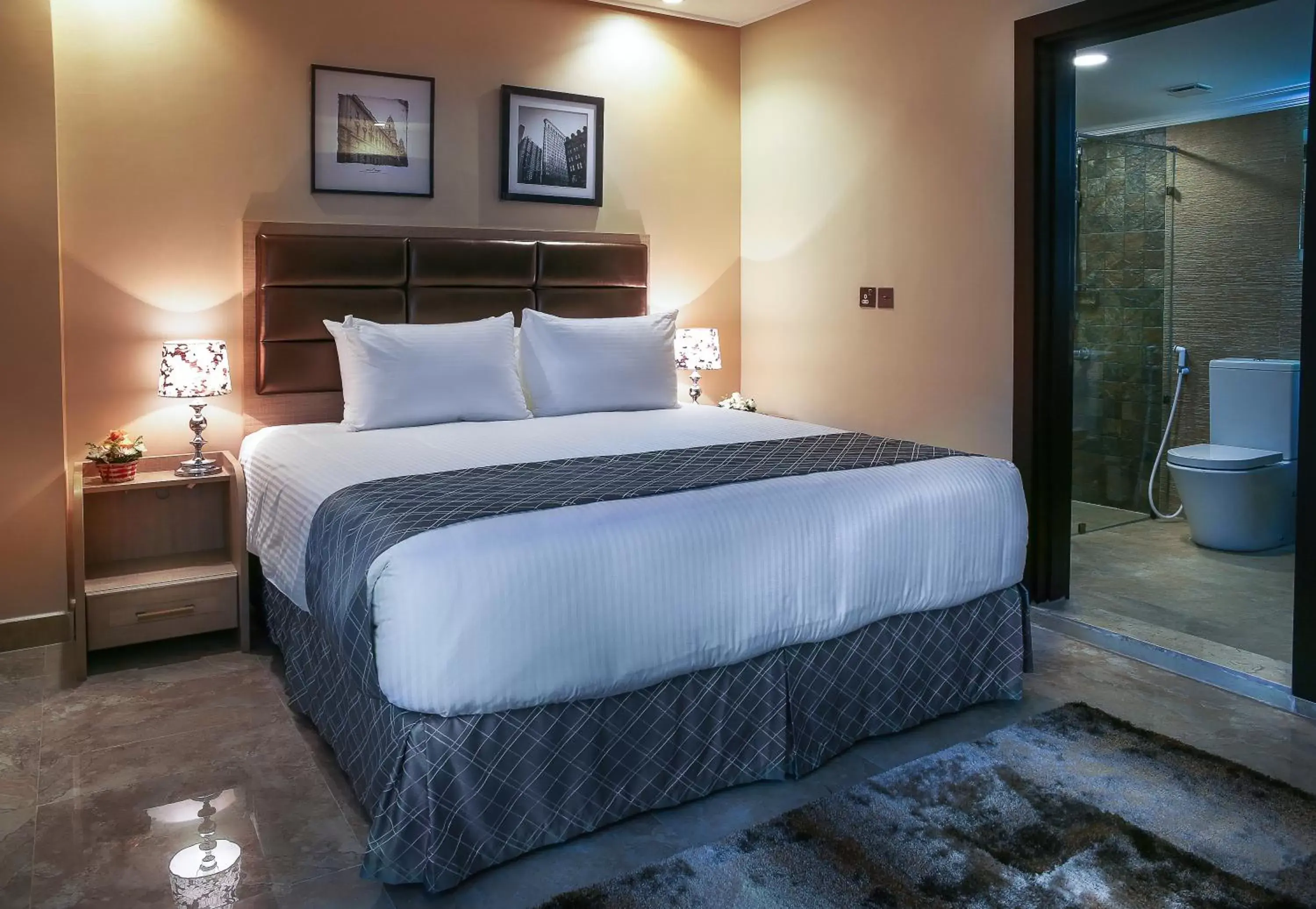 Executive Suite with City View in Adams Hotel Executive Suite with City View in Adams Hotel