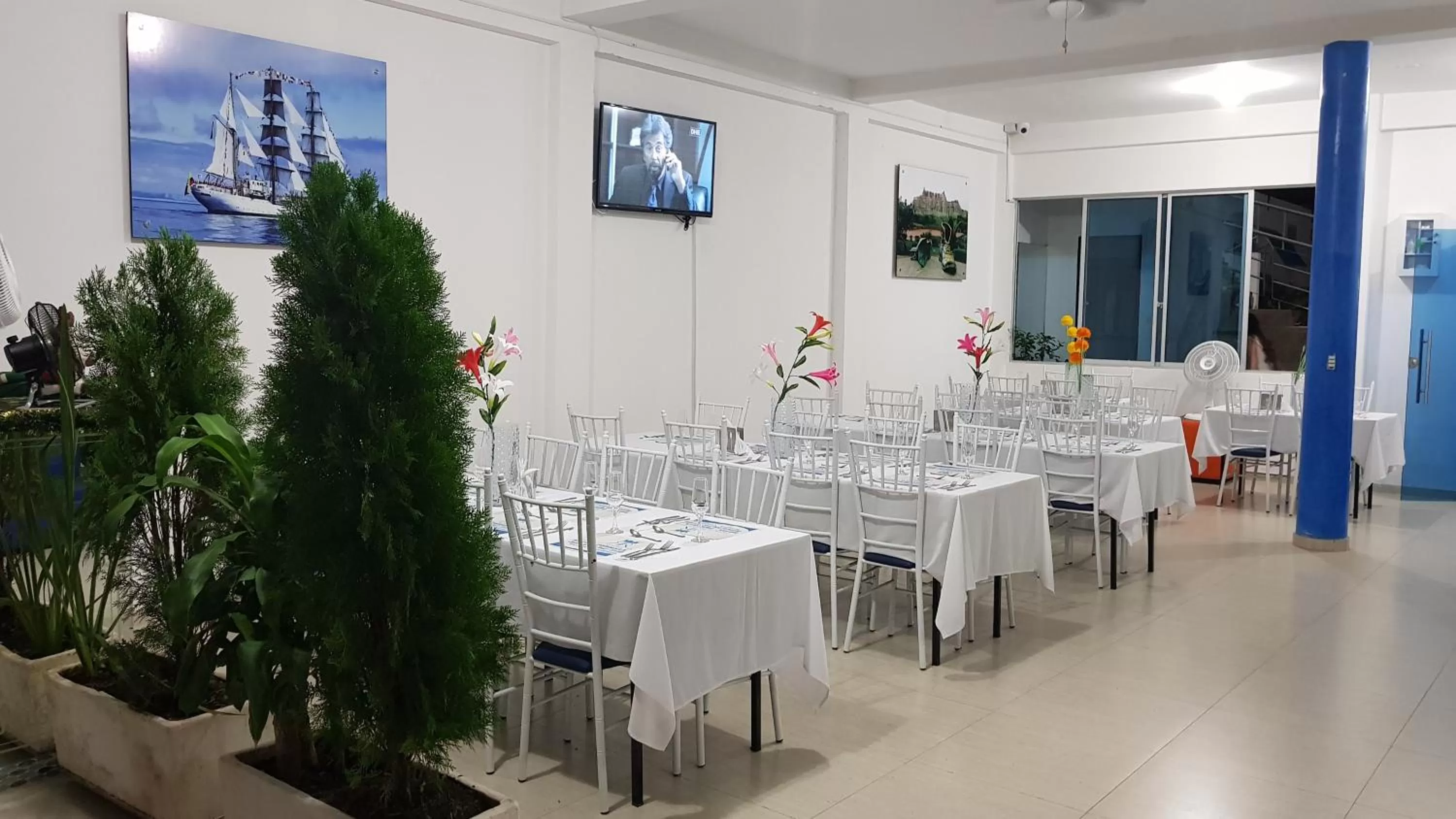 Restaurant/Places to Eat in Tropical Resort Tocaima