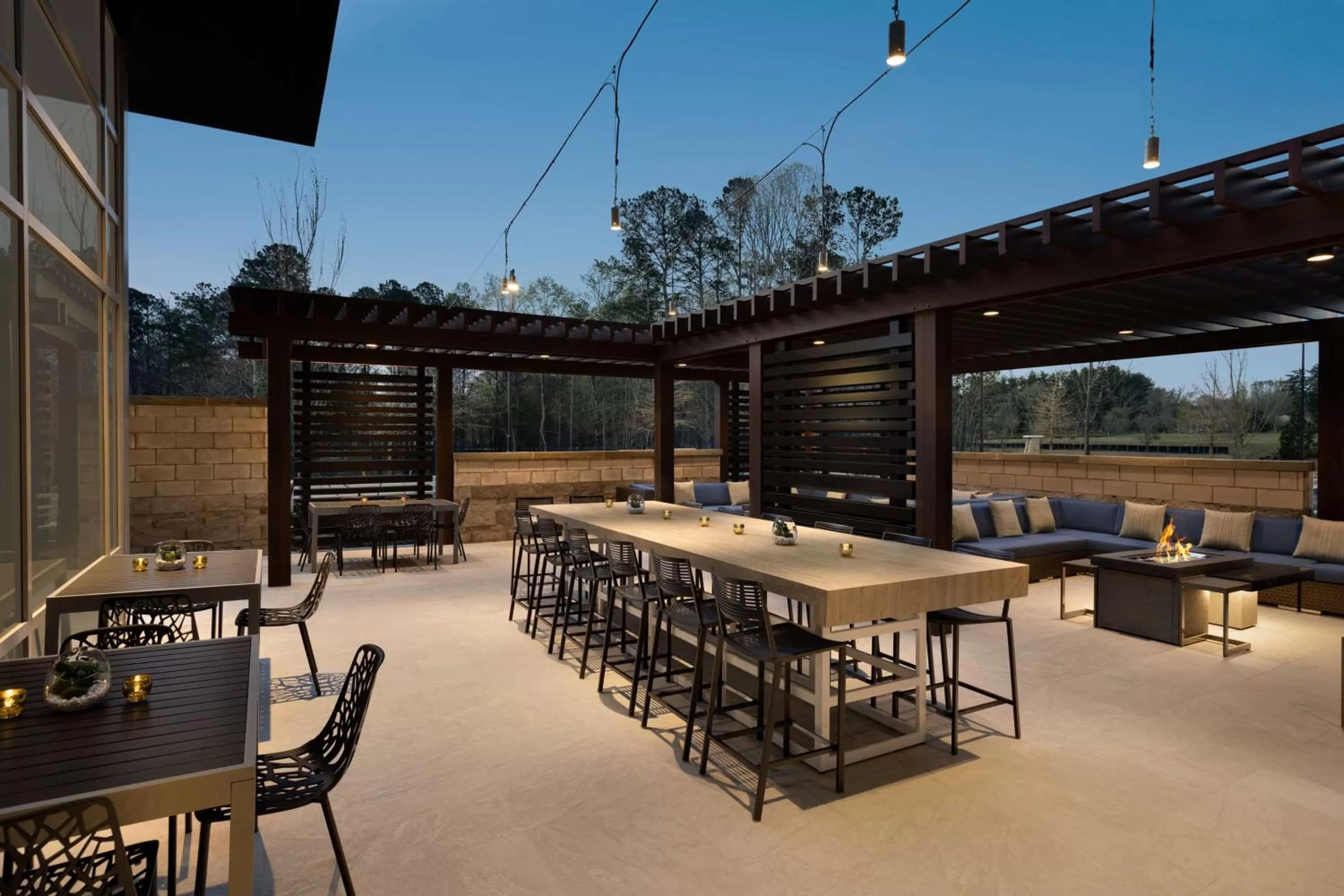 Restaurant/places to eat in Hilton Alpharetta Atlanta