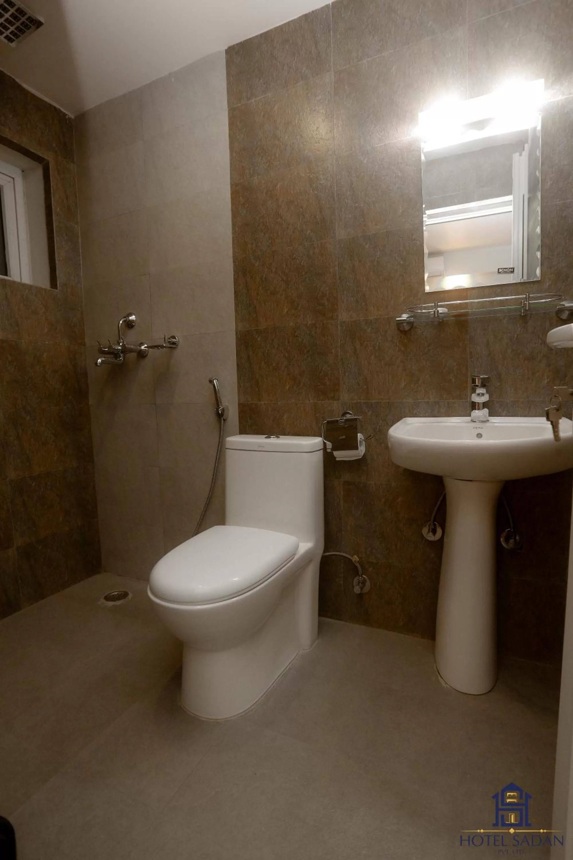 Bathroom in Hotel Sadan