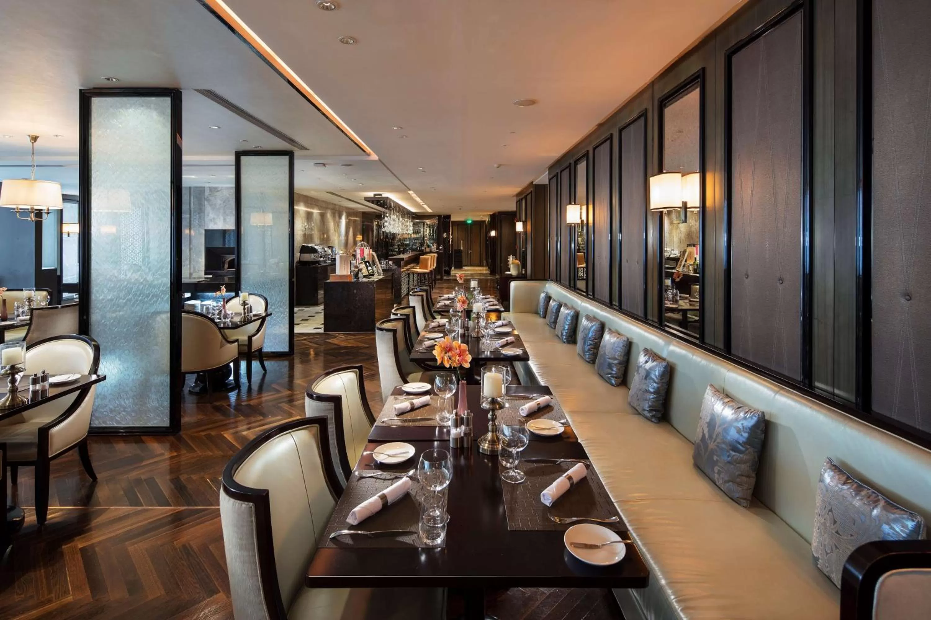 Restaurant/places to eat in Hilton Guangzhou Tianhe