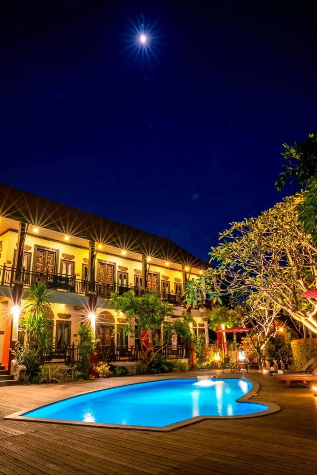 Swimming pool in Amata Lanna Village อมตะล้านนาวิลเลจ