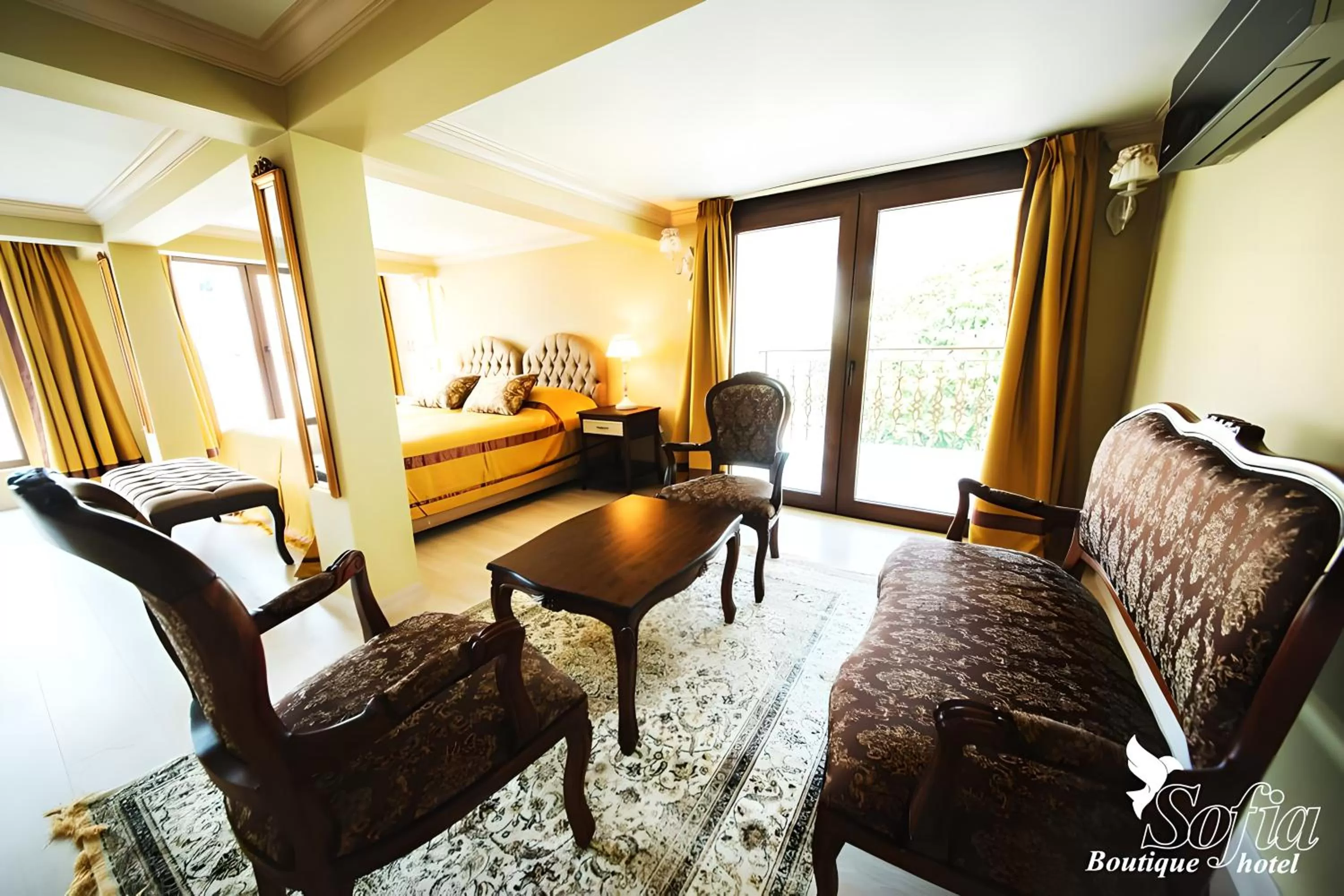 Bed, Seating Area in SOFIA BOUTIQUE HOTEL