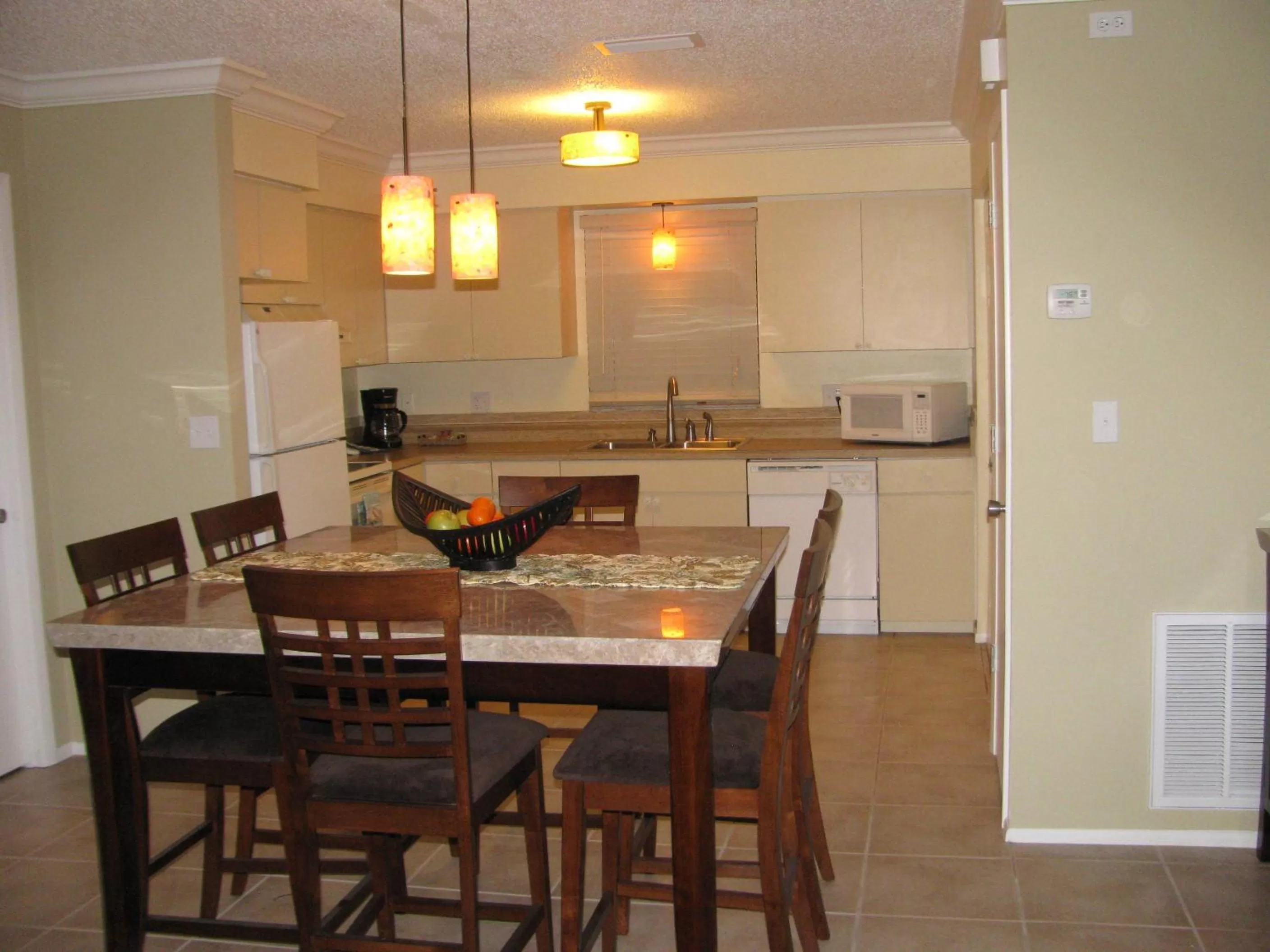 Dining Area in Queens Gate Resort