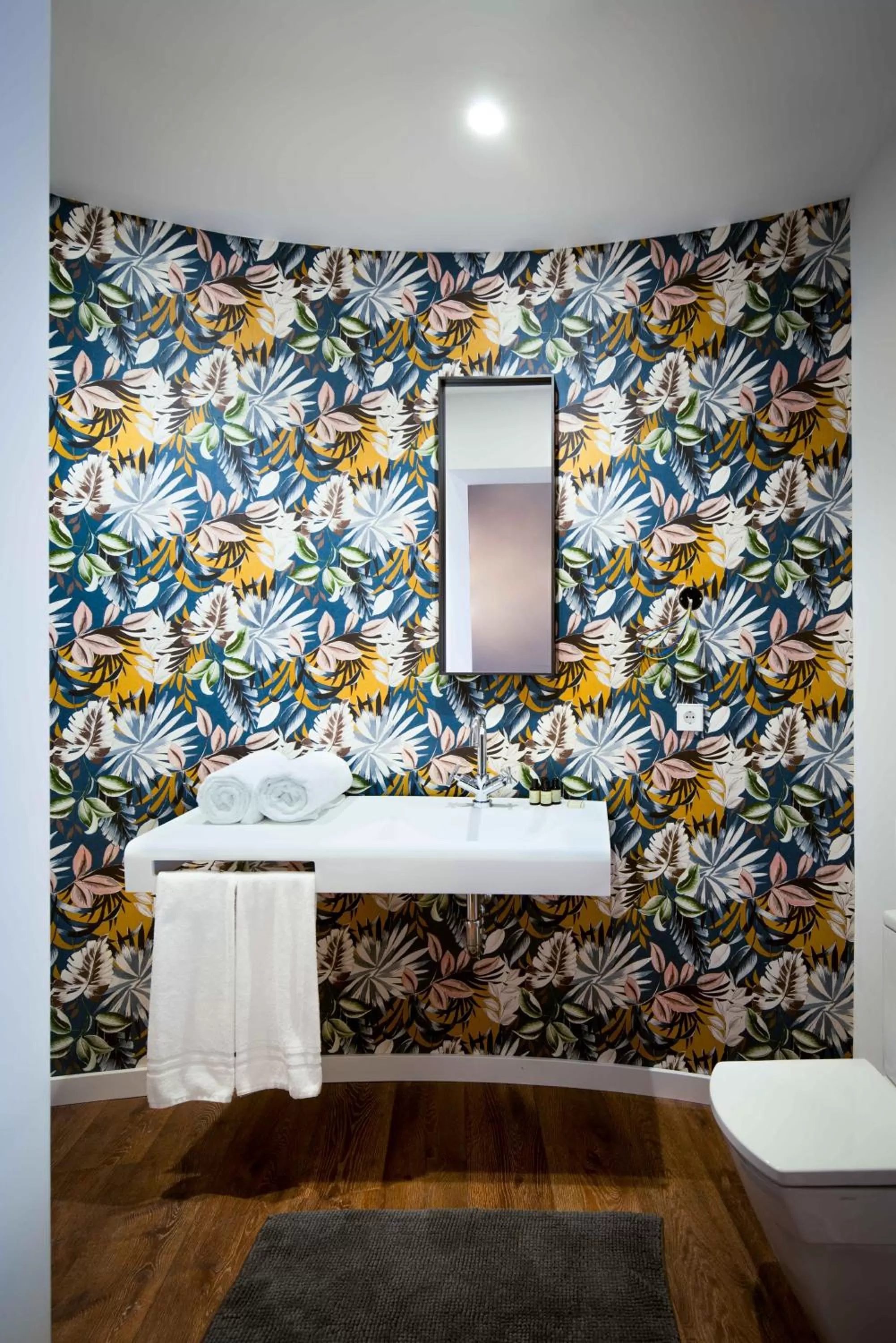 Decorative detail in Lluna Aqua Soller - Adults Recommended