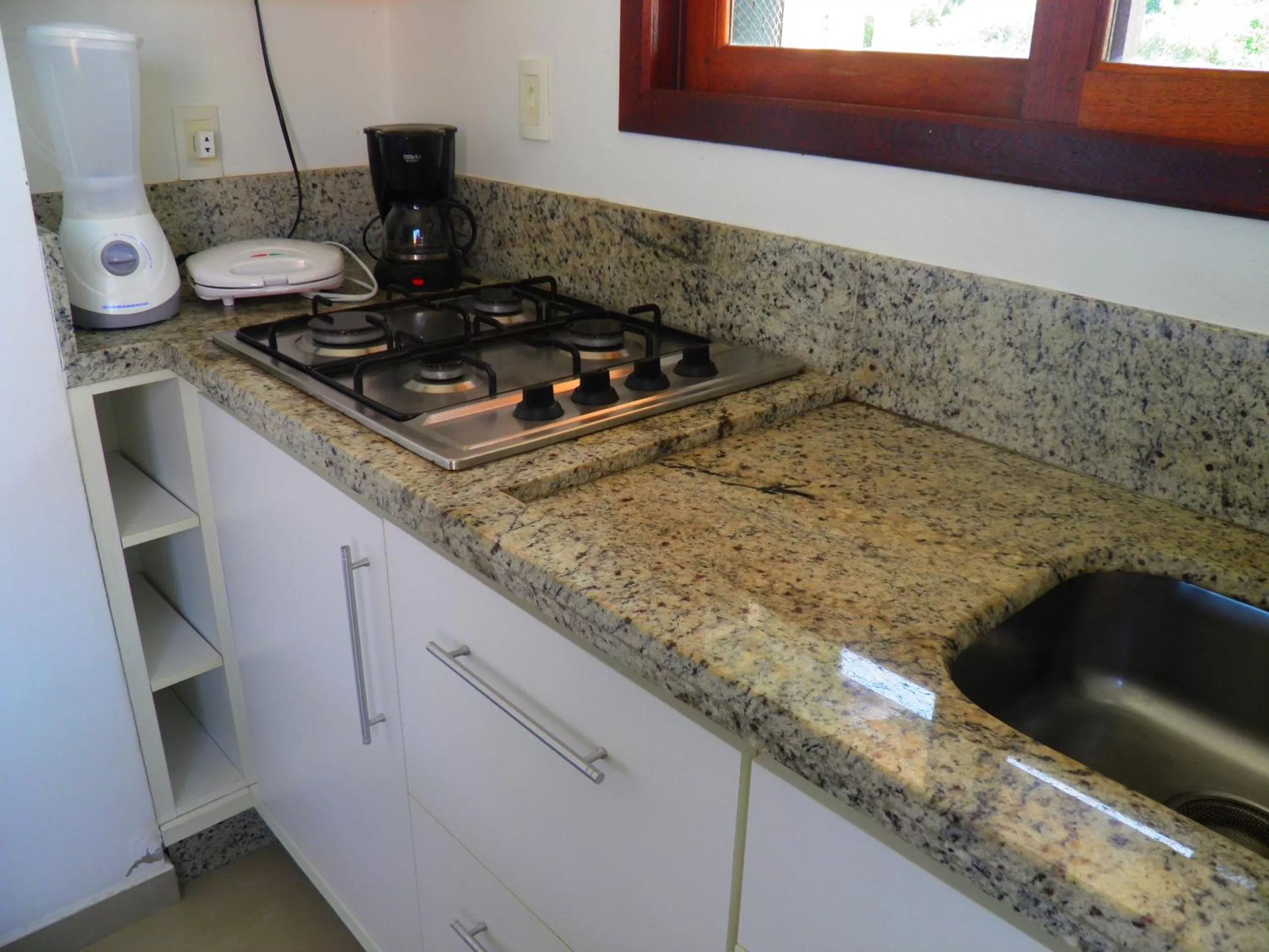 Kitchen or kitchenette, Kitchen/Kitchenette in Pousada Mar de Cristal