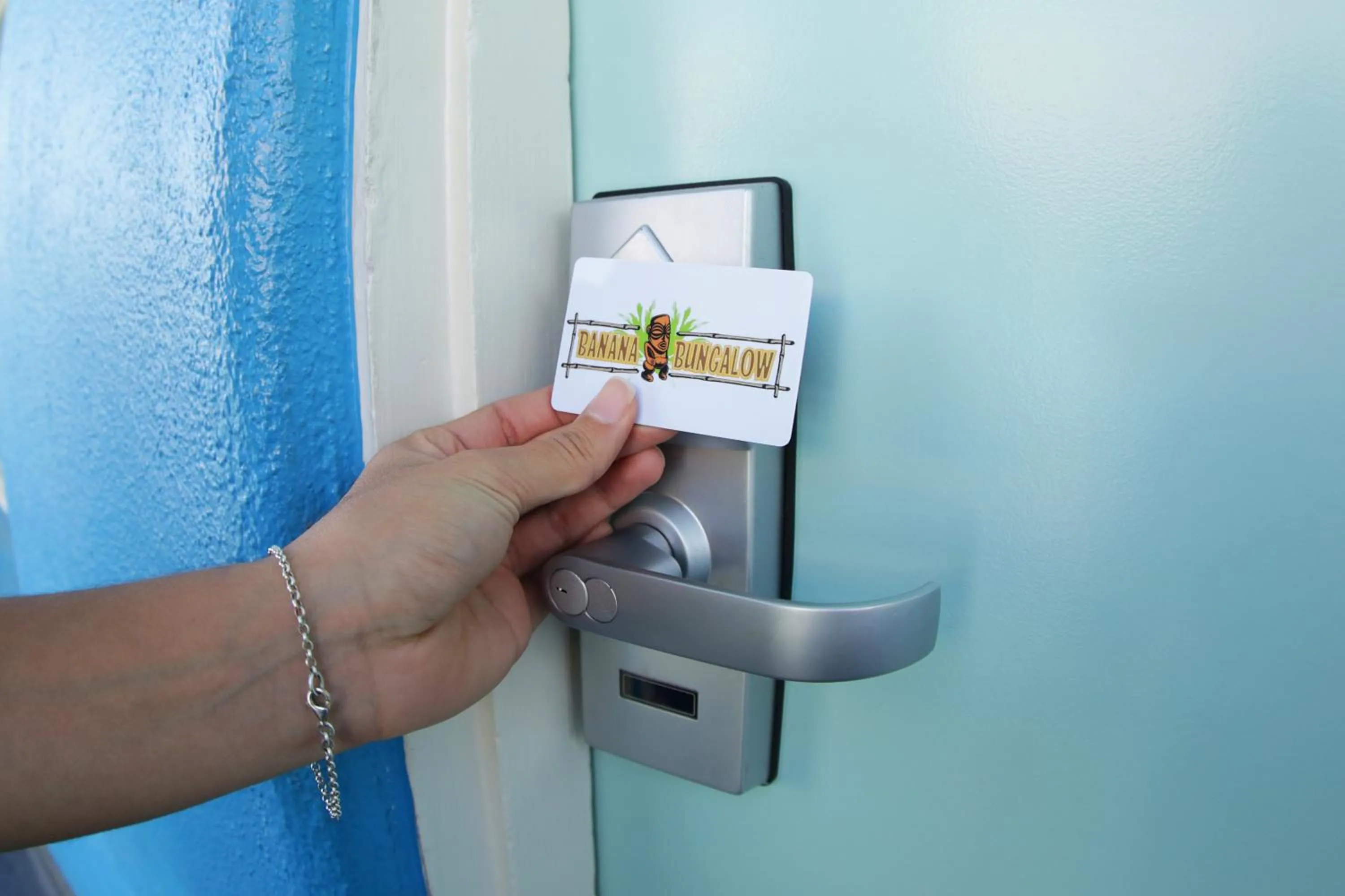 Property logo or sign in Banana Bungalow Hollywood Hotel & Hostel