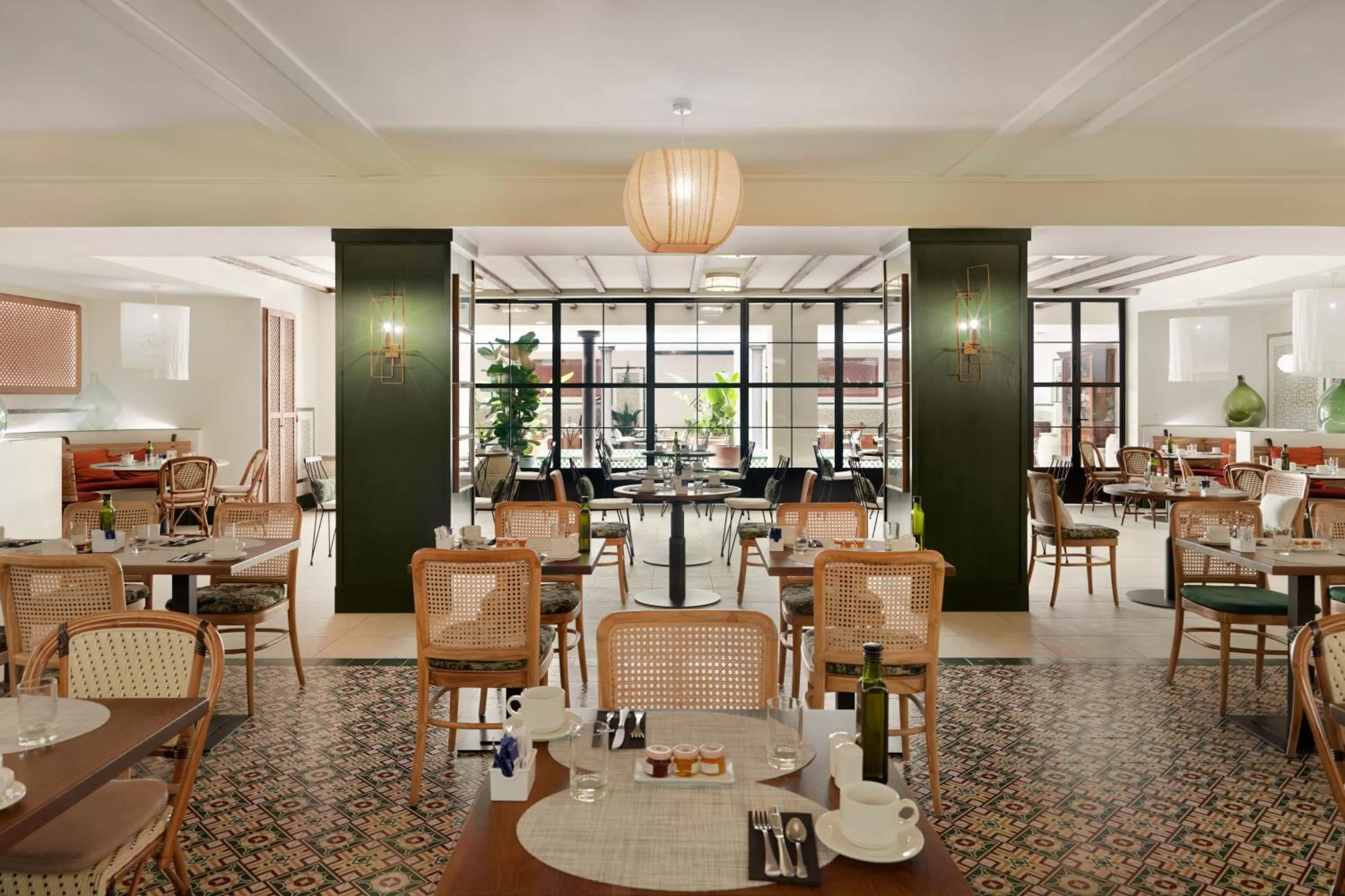 Breakfast in H10 Casa de la Plata