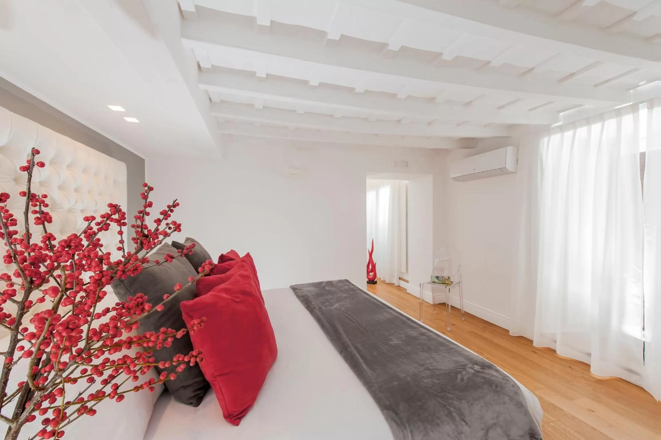 Living room, Bed in Hotel Navona