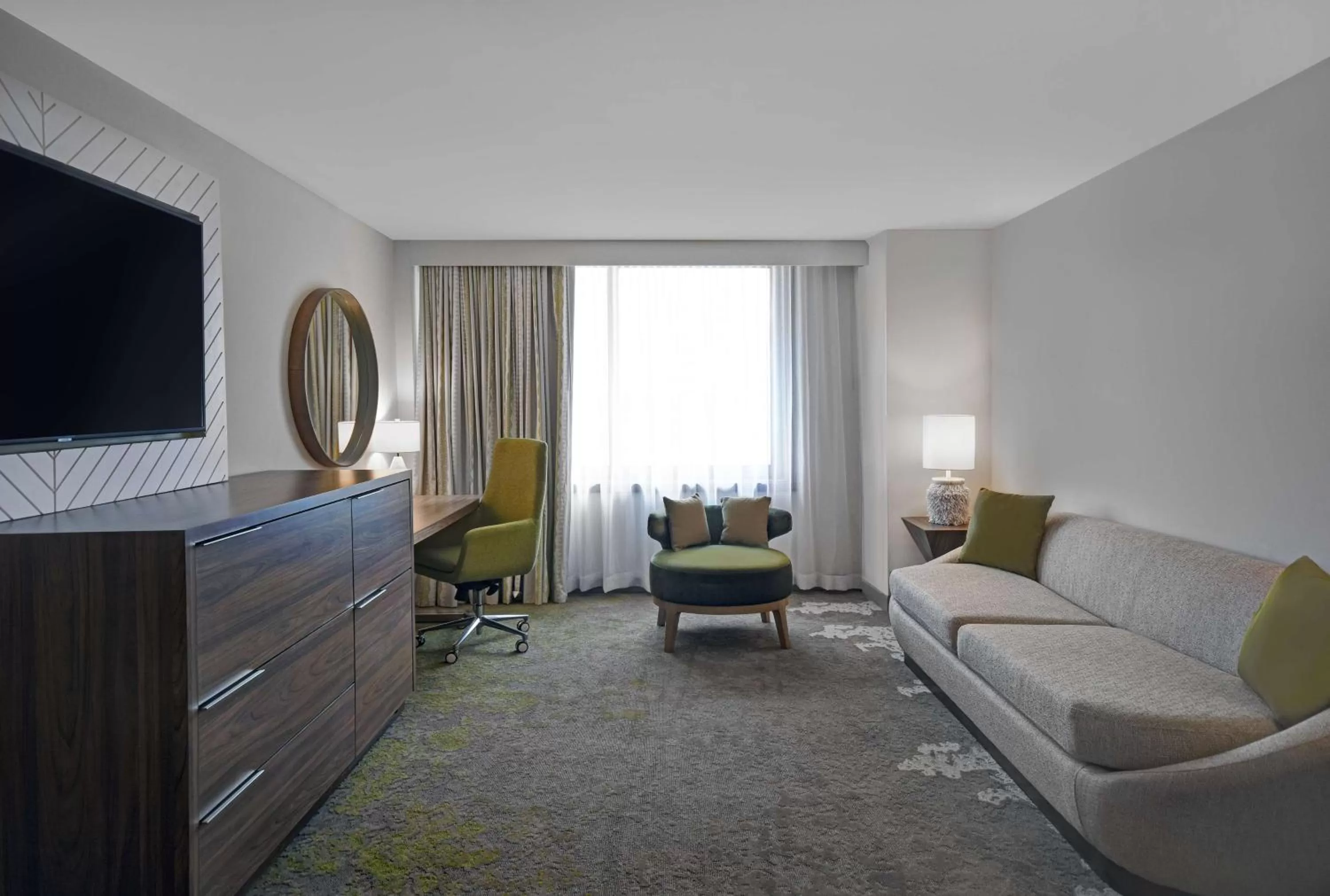 Living room in Hilton Hasbrouck Heights-Meadowlands