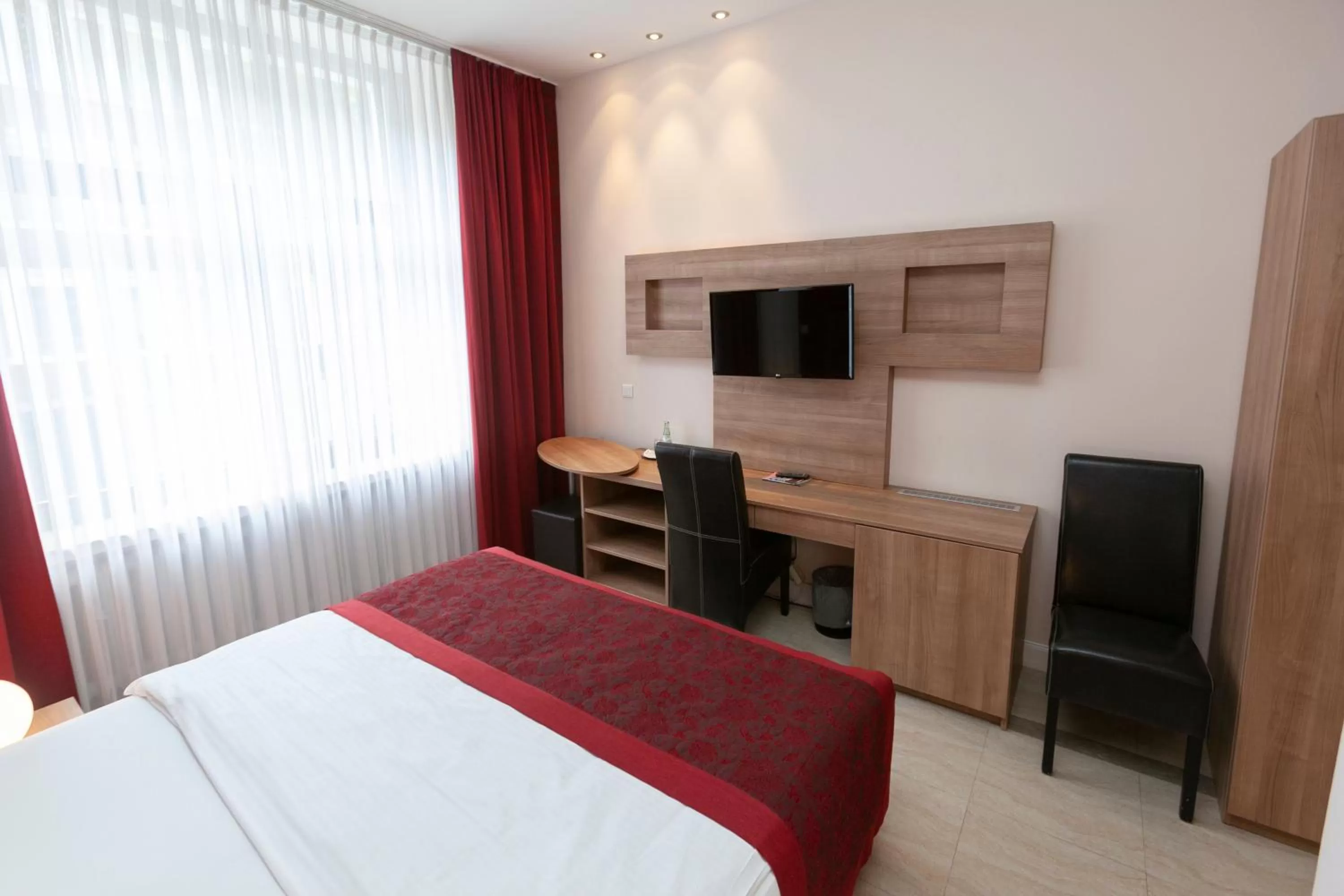 Bed in Hotel Prinz Anton