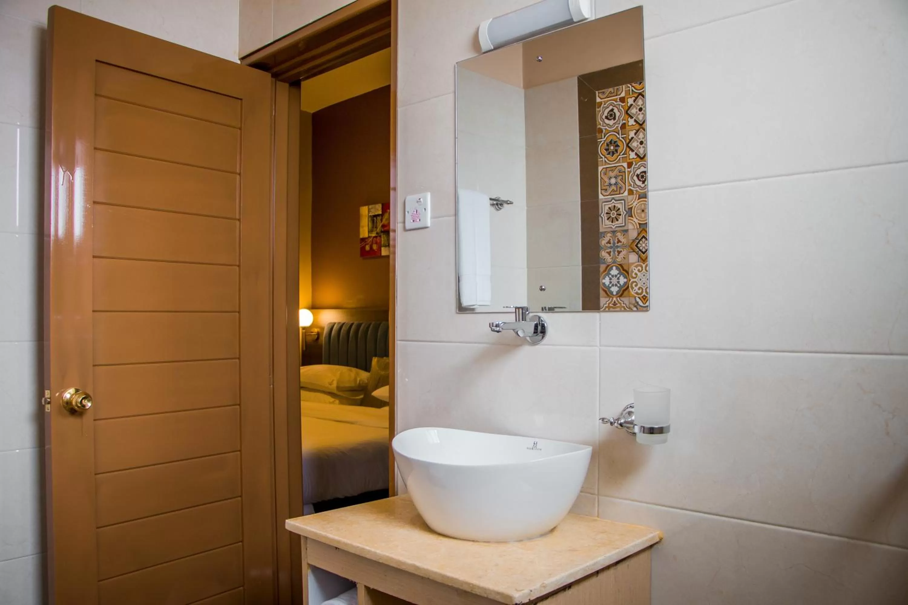 Bathroom in Hotel Horizon Entebbe