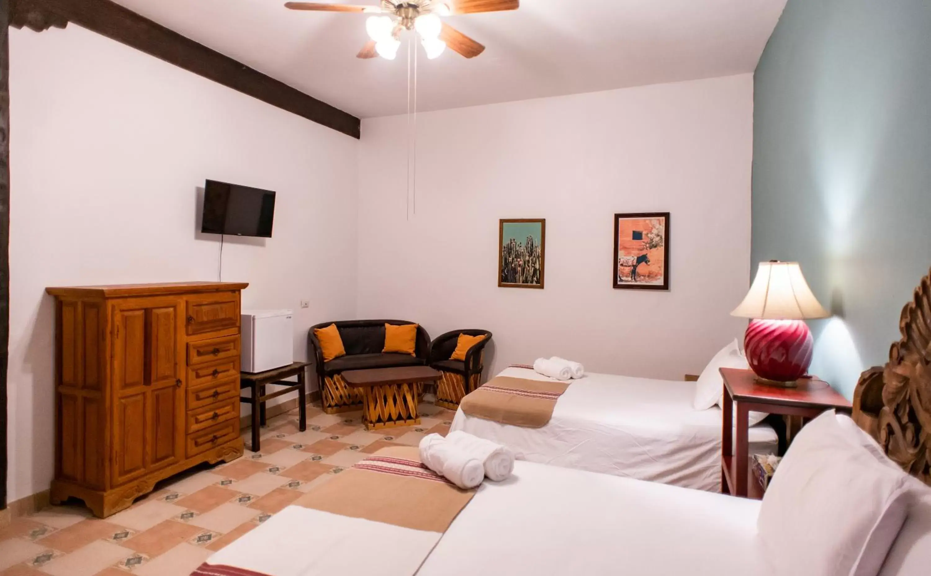 Twin Room with Private Bathroom in Posada San Miguelito Twin Room with Private Bathroom in Posada San Miguelito