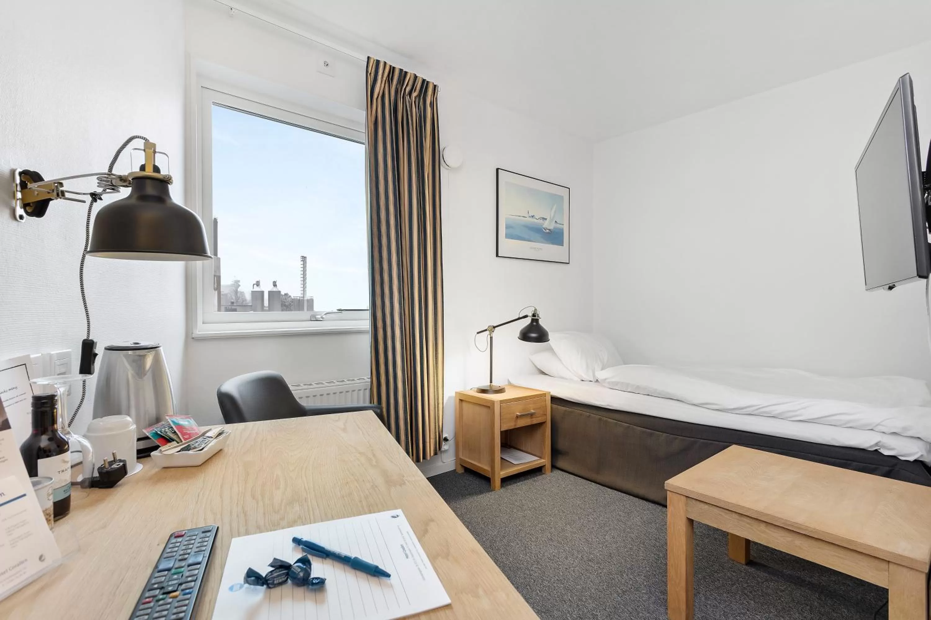 Photo of the whole room, Bed in Best Western Hotel Corallen