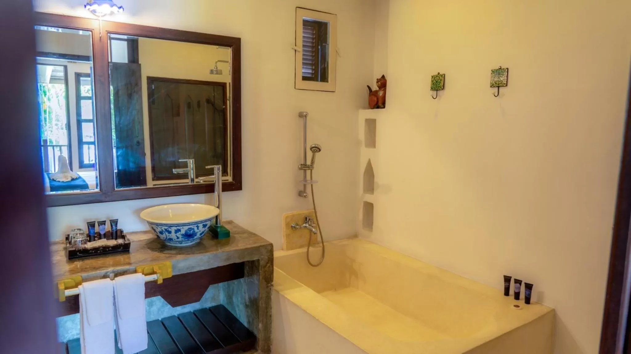 Bathroom in Cheva Gallery Boutique Hotel