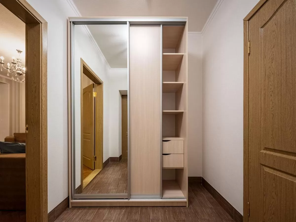 wardrobe in Park Hotel