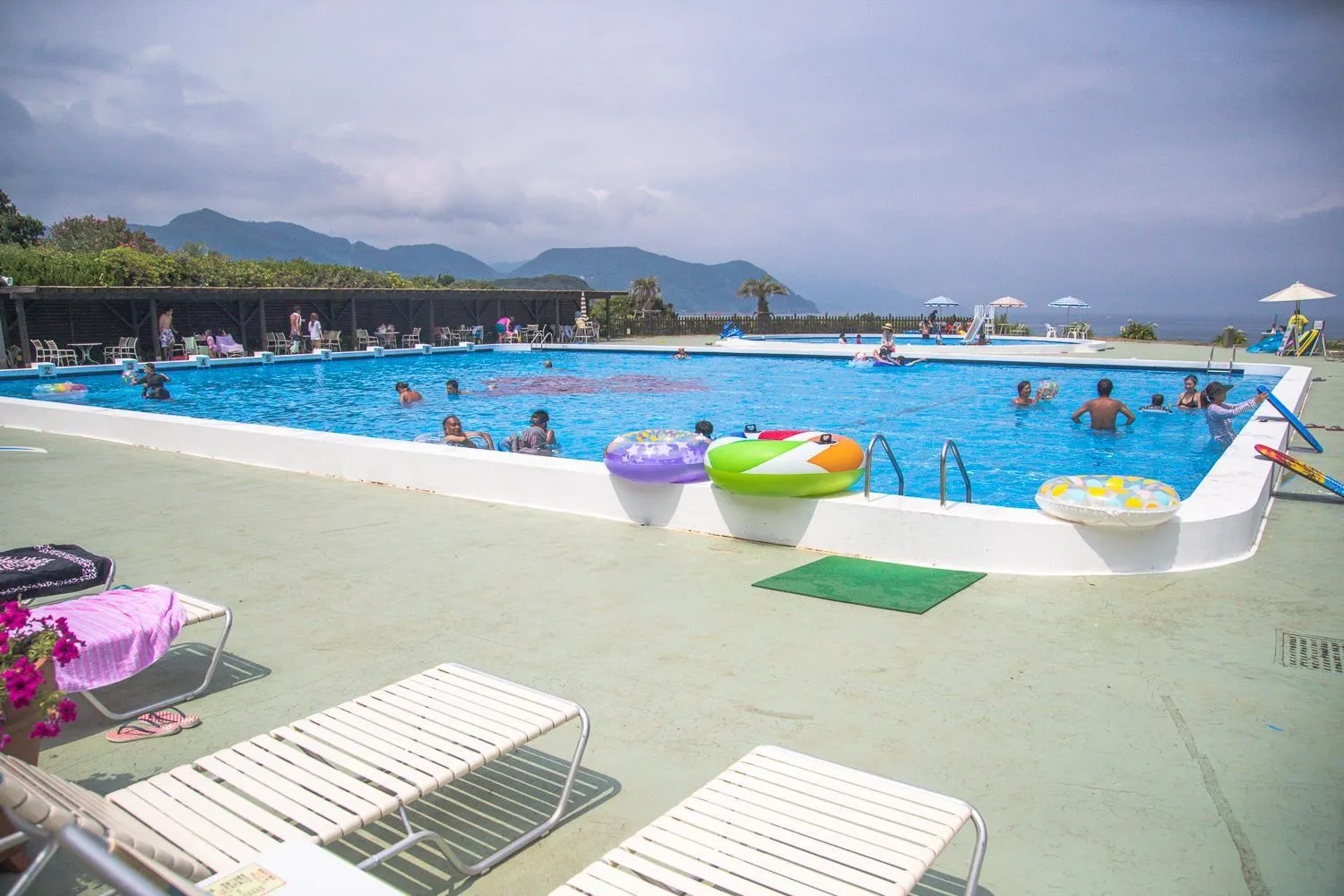 Swimming pool in Hotel Izukyu