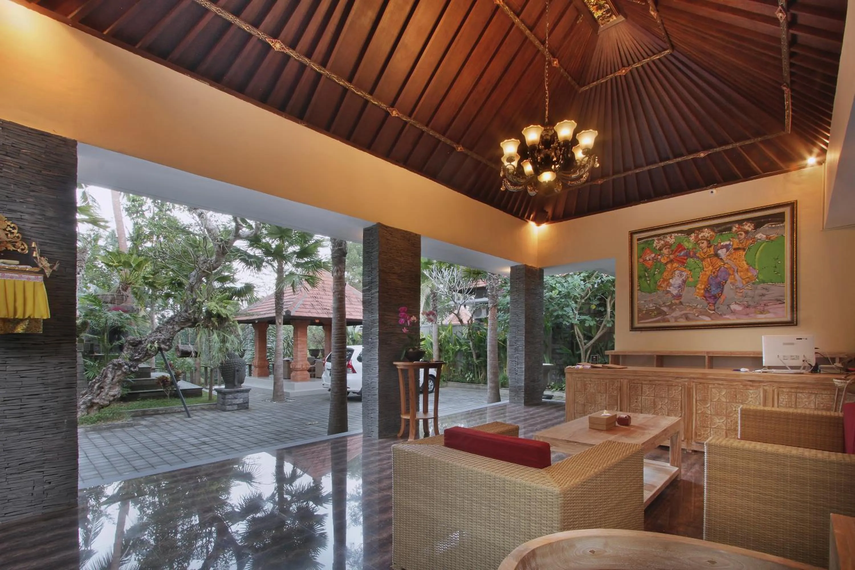 Facade/entrance in Kawi Resort