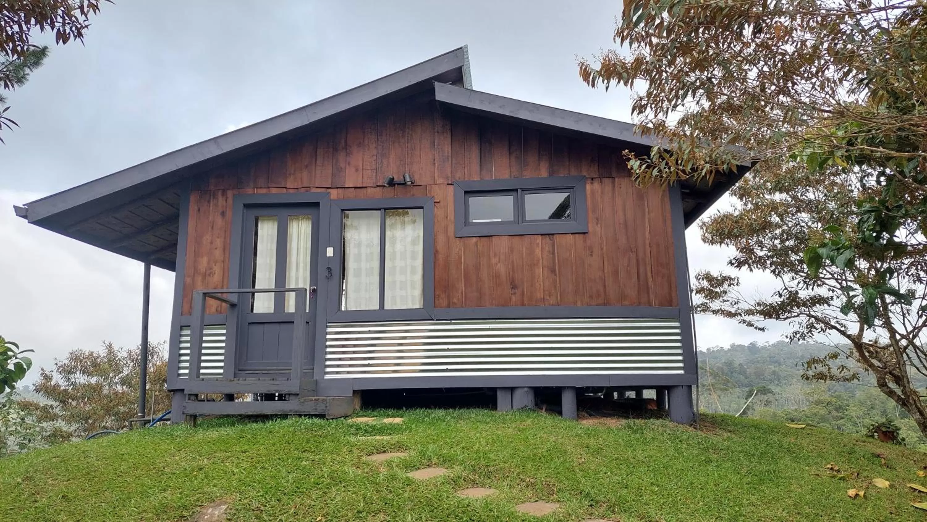 Property Building in The Lodge at Reventazon River Mountain Ranch