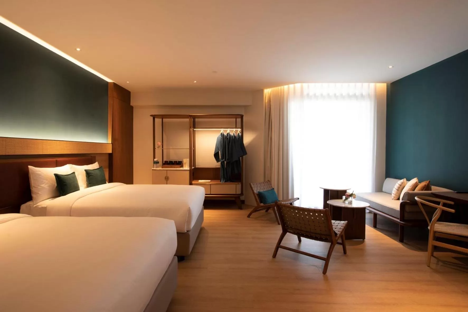 Bed in The LUMA Hotel, a Member of Design Hotels