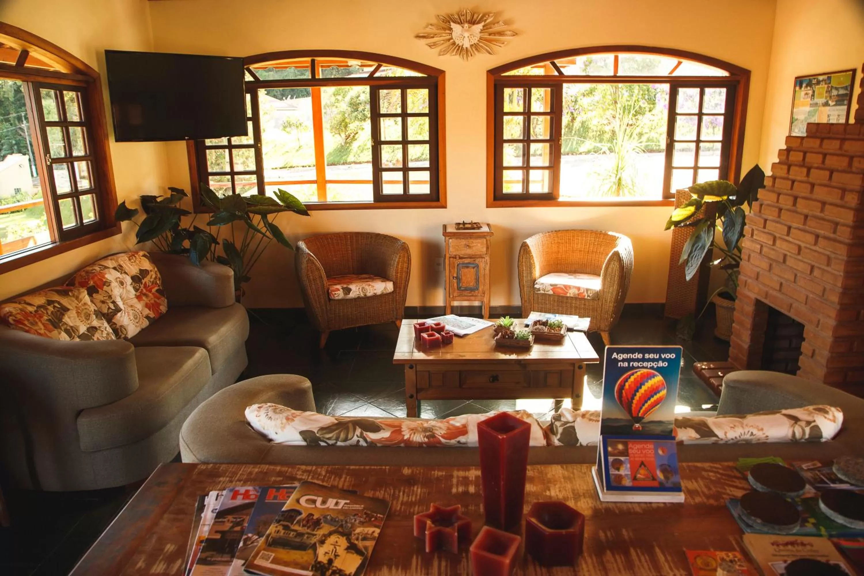 Property building, Seating Area in Pousada Le Sapê