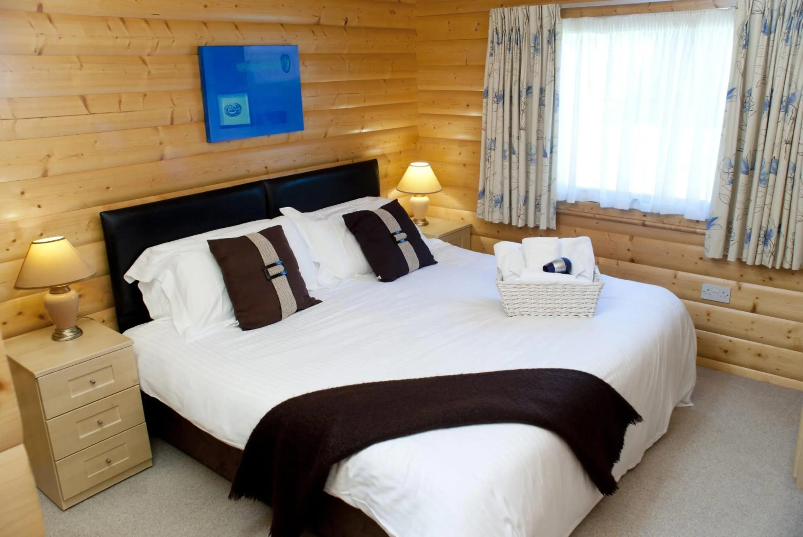 Bedroom, Bed in Cottesmore Hotel Golf & Country Club
