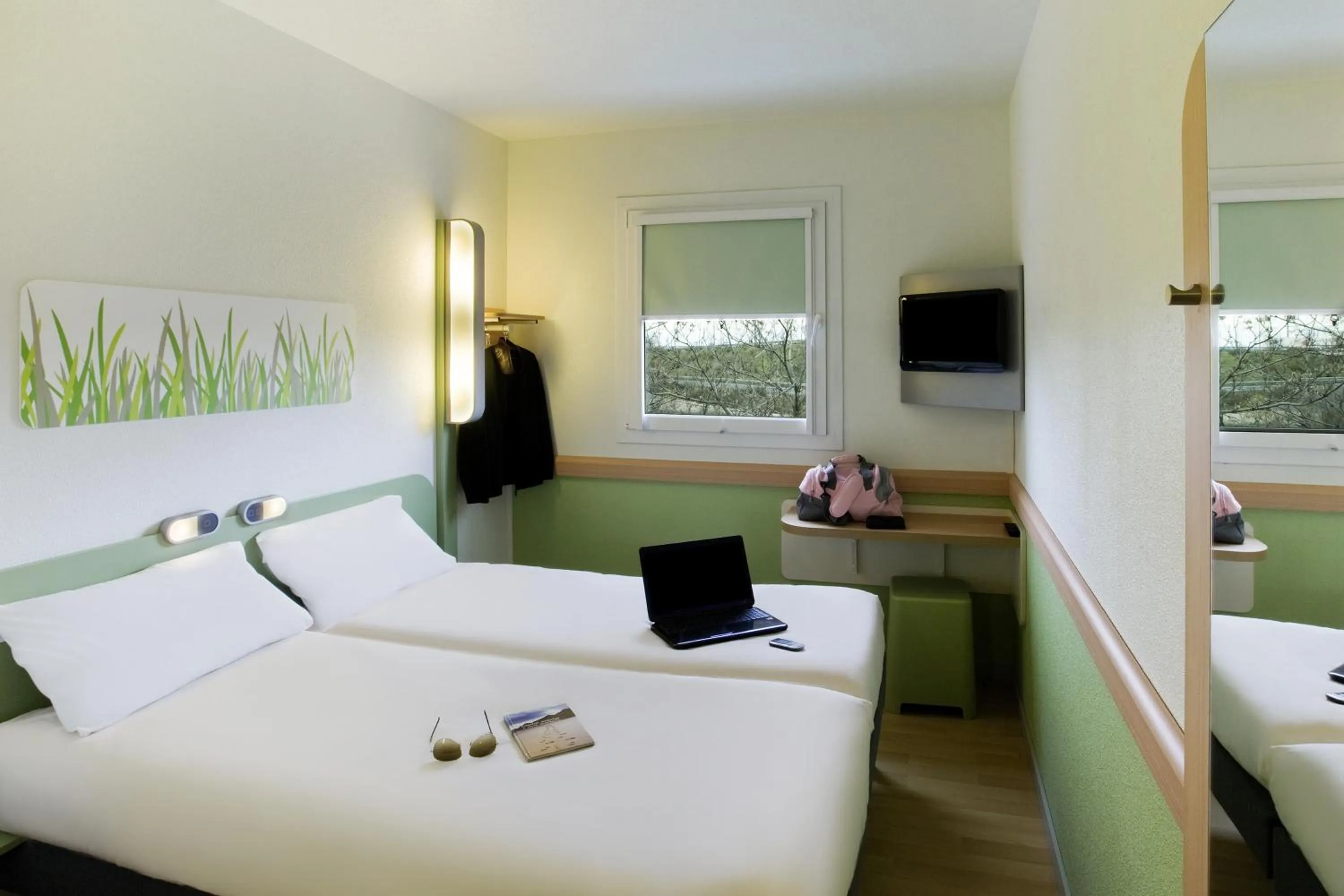 Bed in Ibis Budget Madrid Calle 30