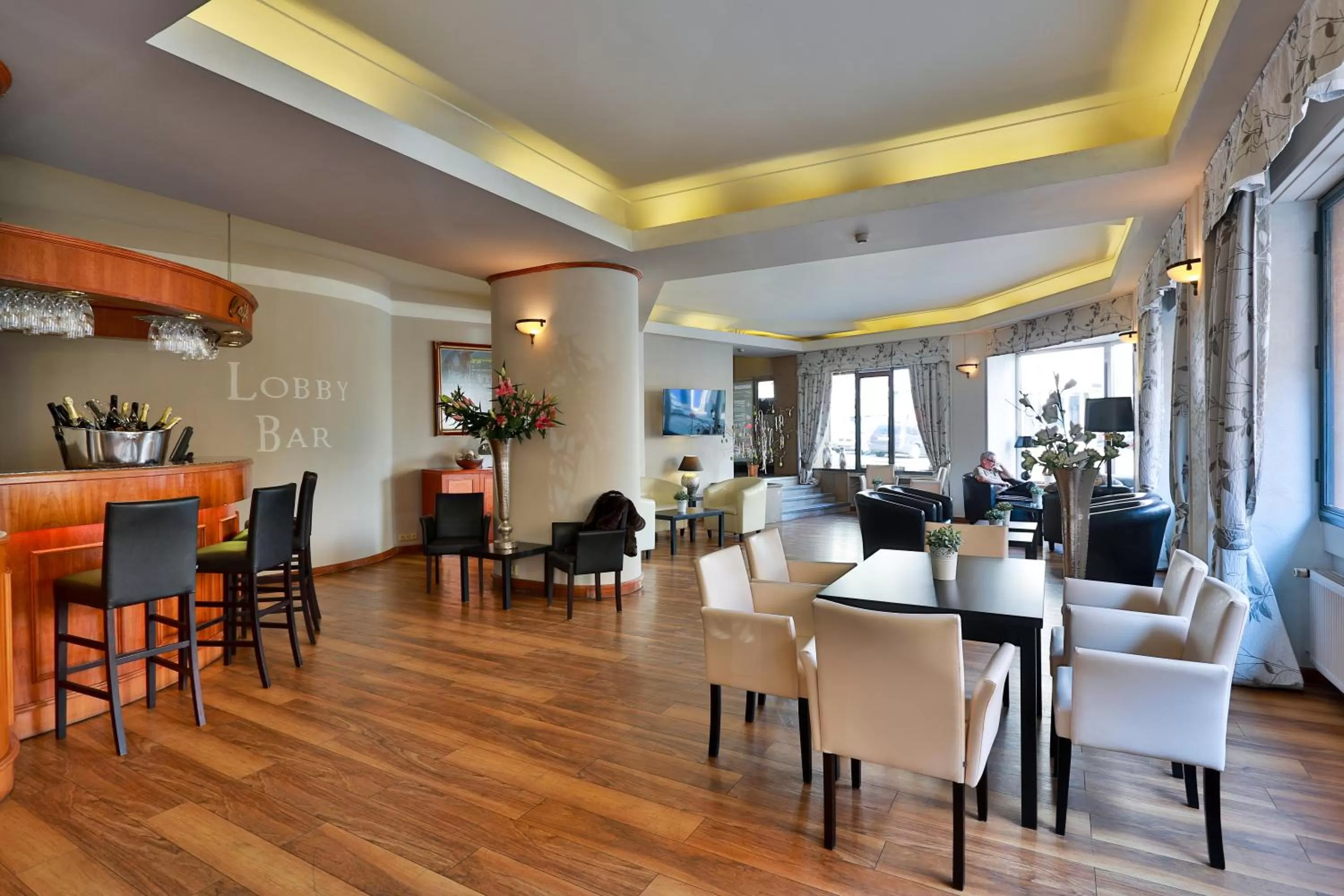 Lounge or bar in Belvedere