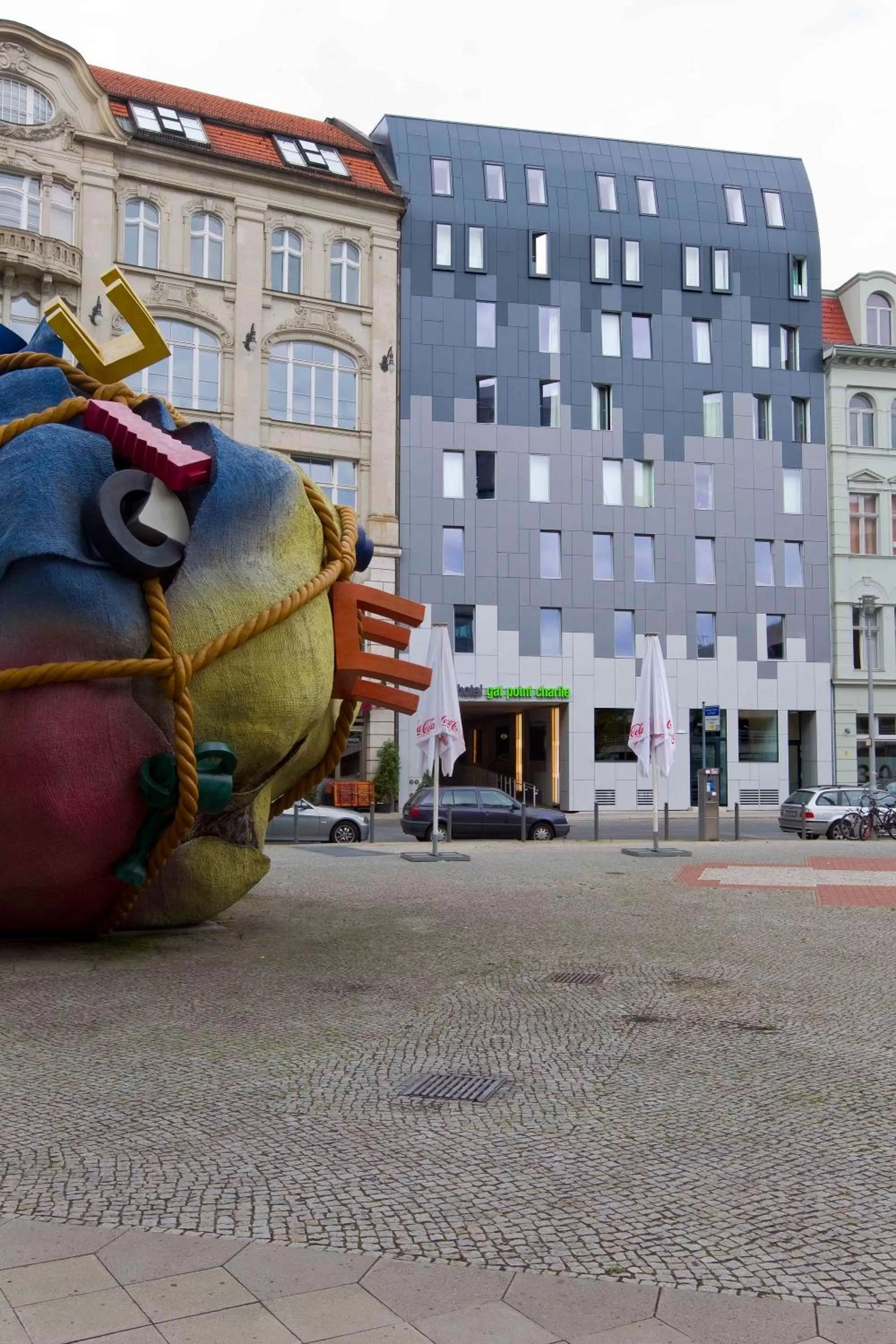 Facade/entrance in Hotel Gat Point Charlie