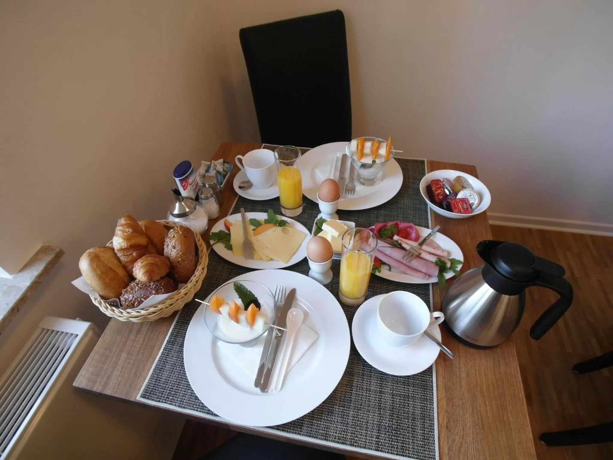 Breakfast in Bed & Breakfast Meerbusch