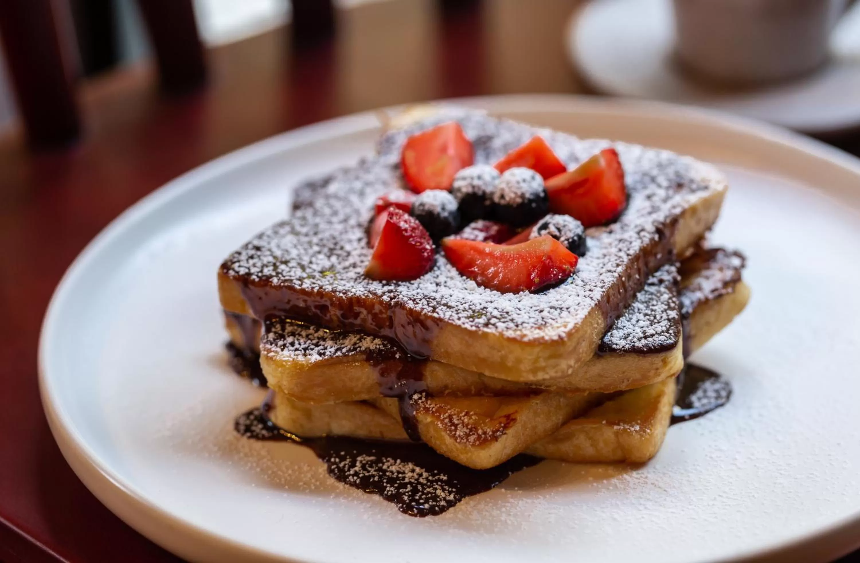 Restaurant/places to eat in La Chronique Hotel