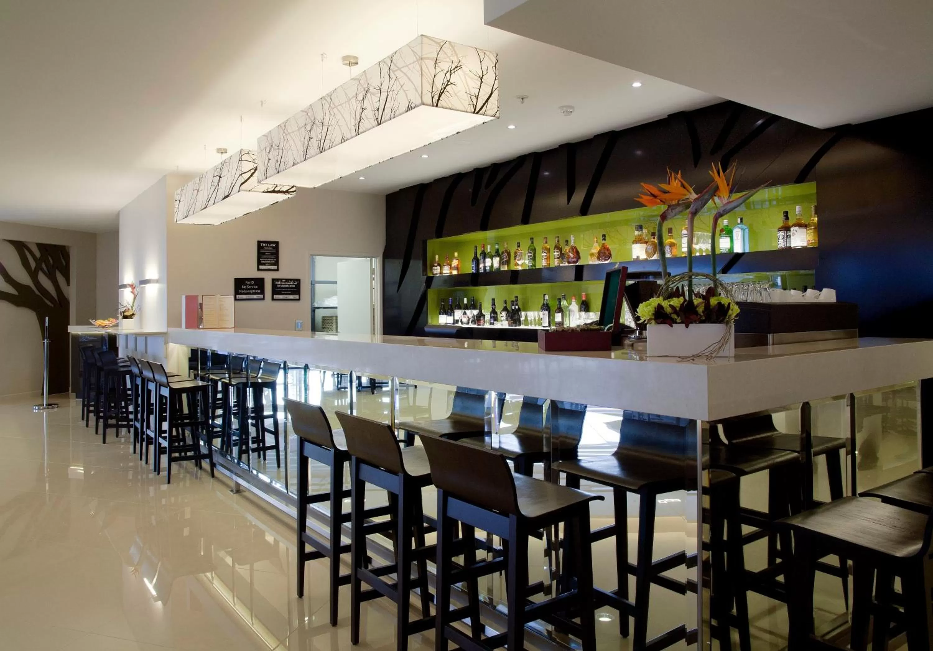Lounge or bar in Sudima Auckland Airport