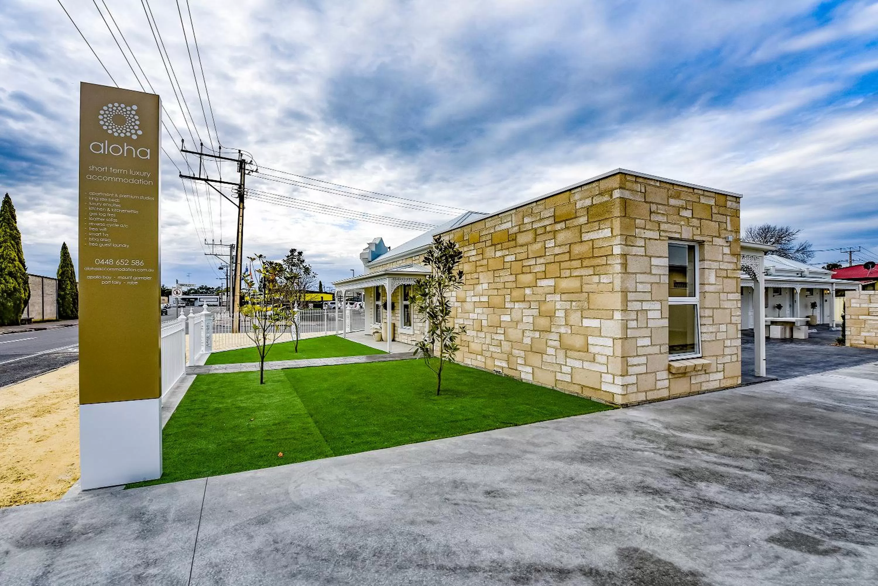Facade/entrance in Aloha Central Luxury Accommodation