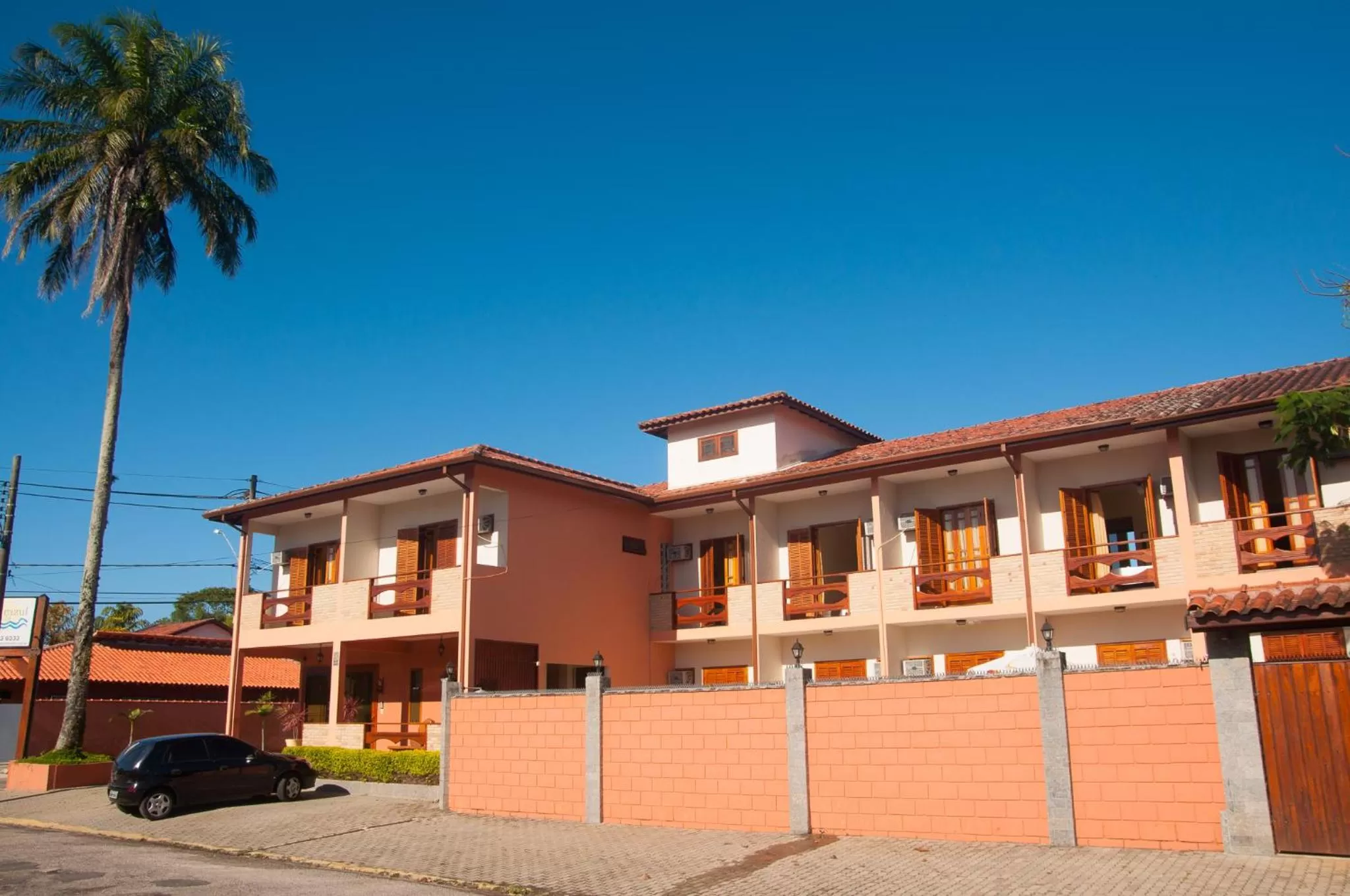 Facade/entrance, Property Building in Pousada Mar Azul