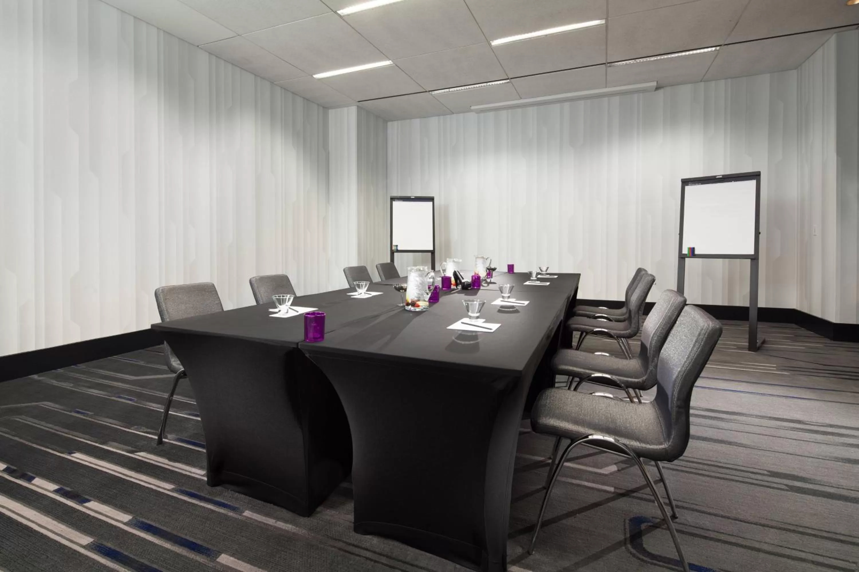 Meeting/conference room in W Dallas