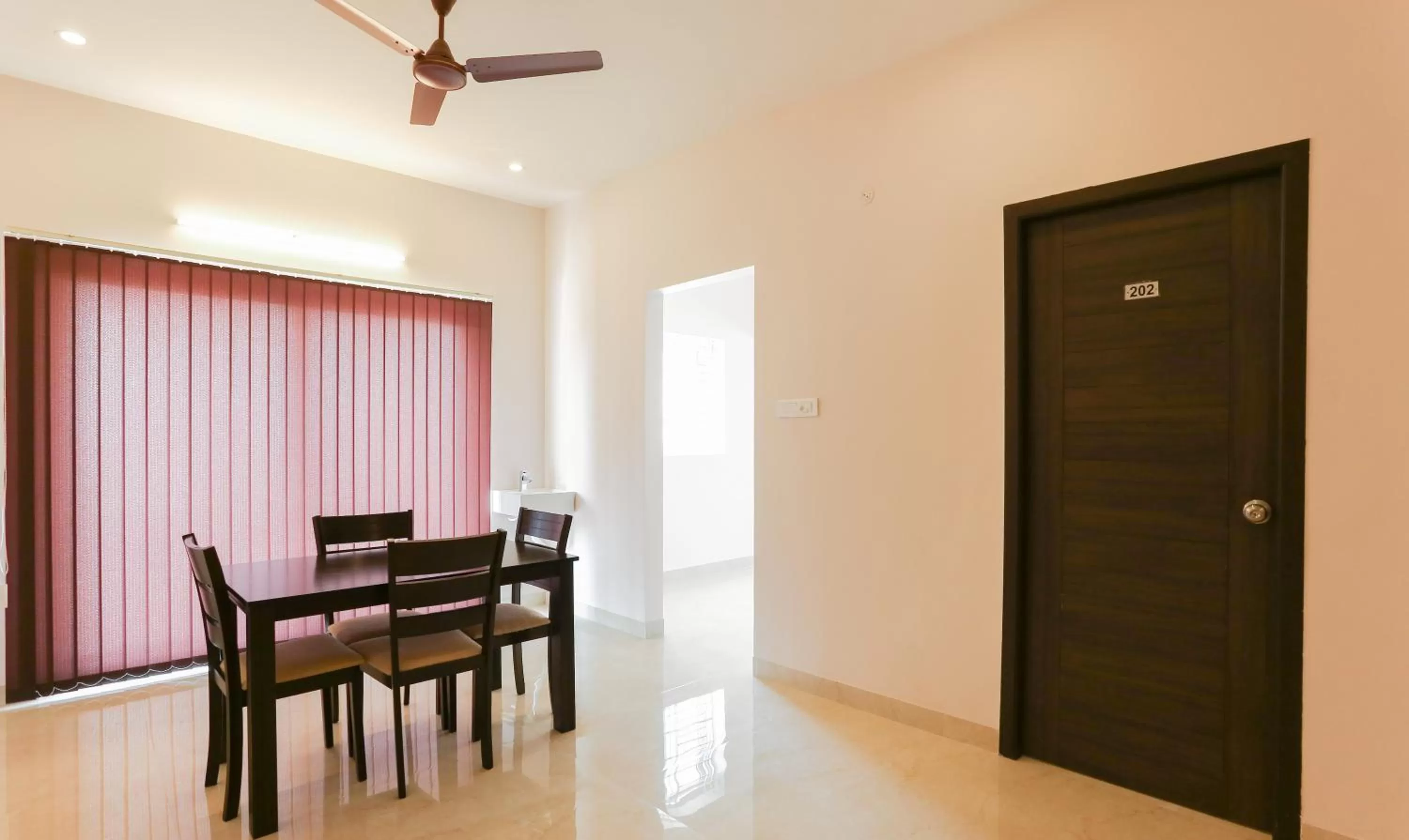 Dining area in Treebo Hi Line Apartments Kalapatti