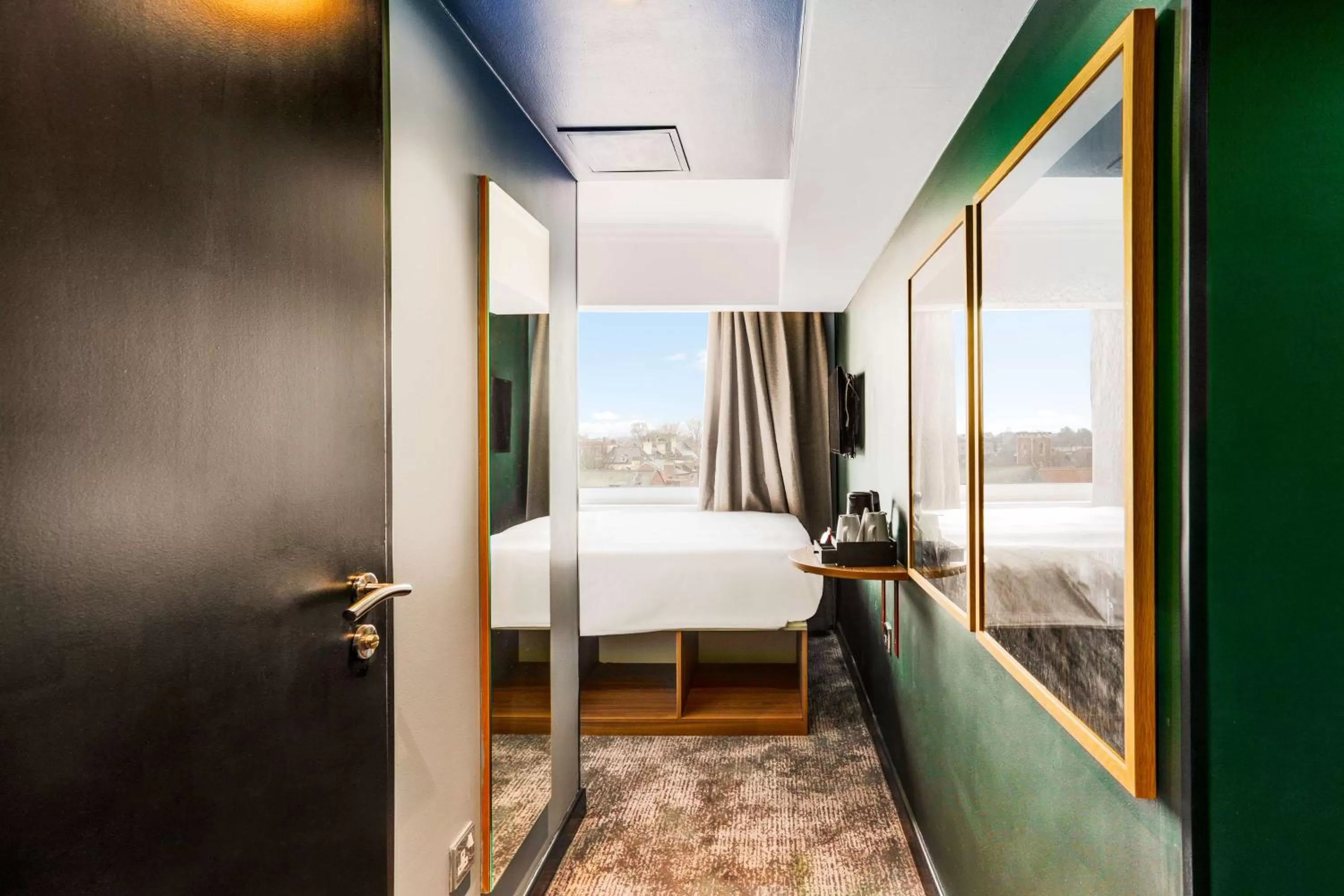 Bedroom, Bed in Radisson Hotel York