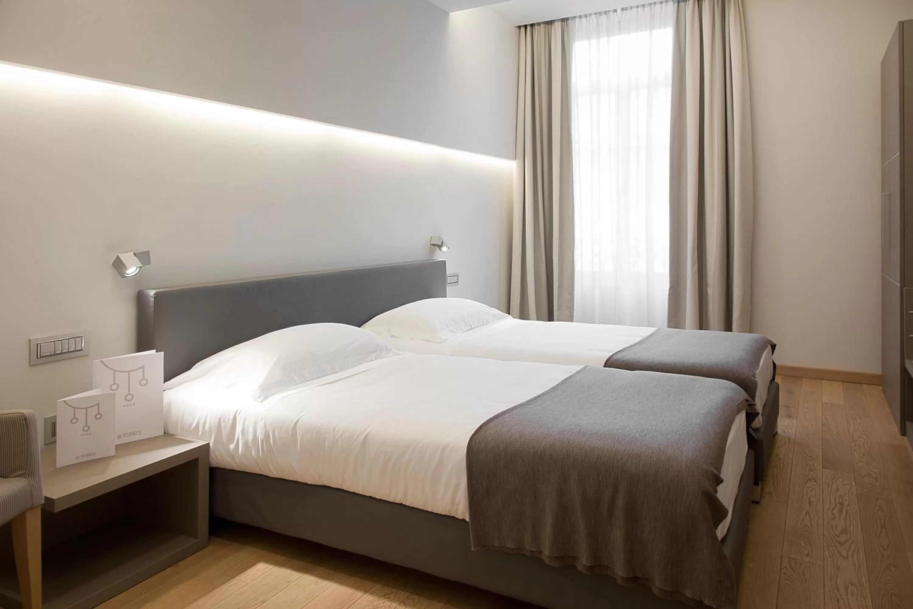 Photo of the whole room, Bed in Hotel Di Varese