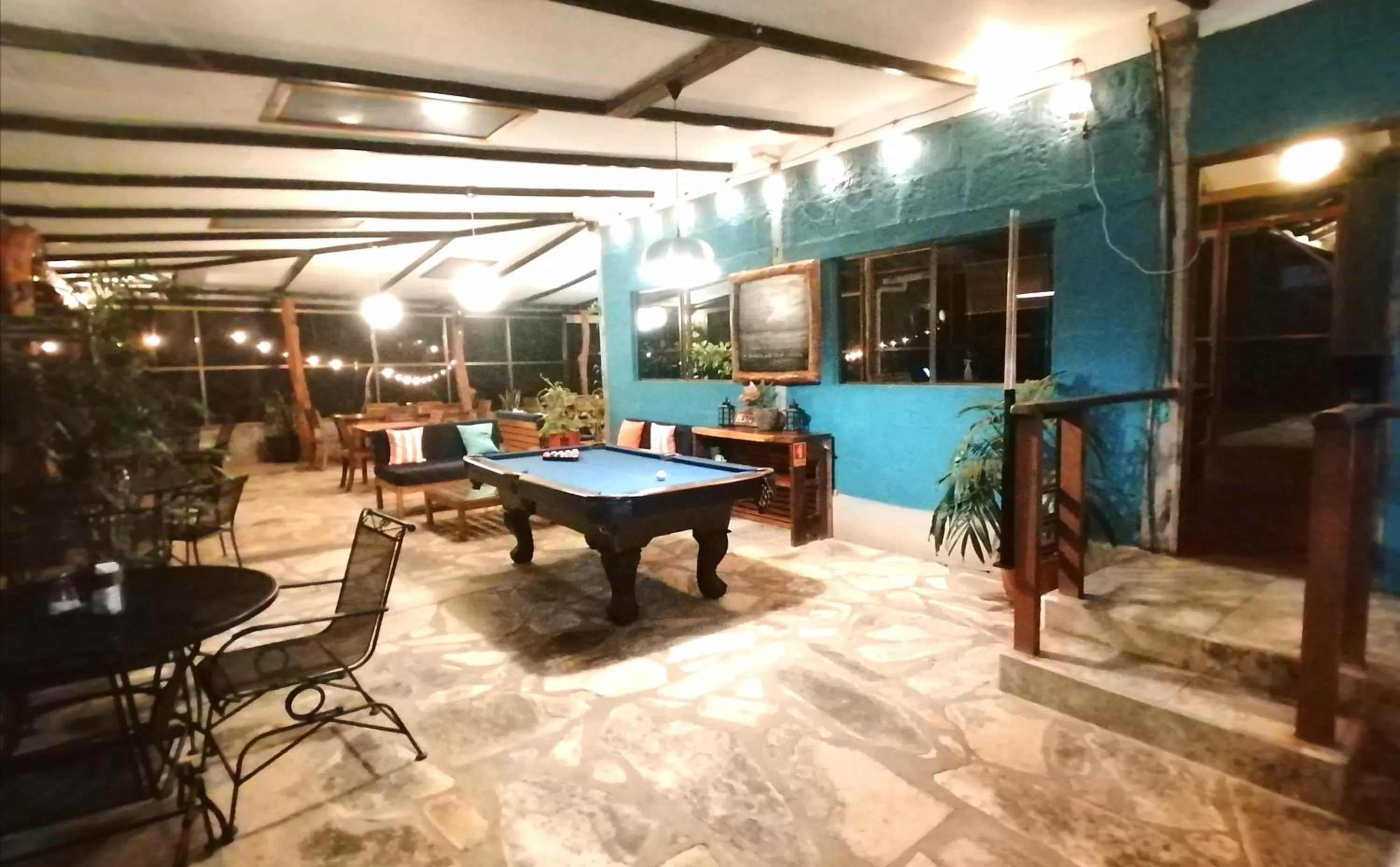 Restaurant/places to eat, Billiards in Xalli Beach Hotel